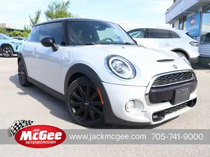 Silver 2019 MINI Cooper Hatchback Front-Wheel Drive 6-Speed Automatic