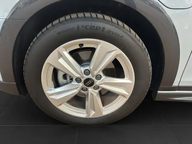 Audi A3 view 7
