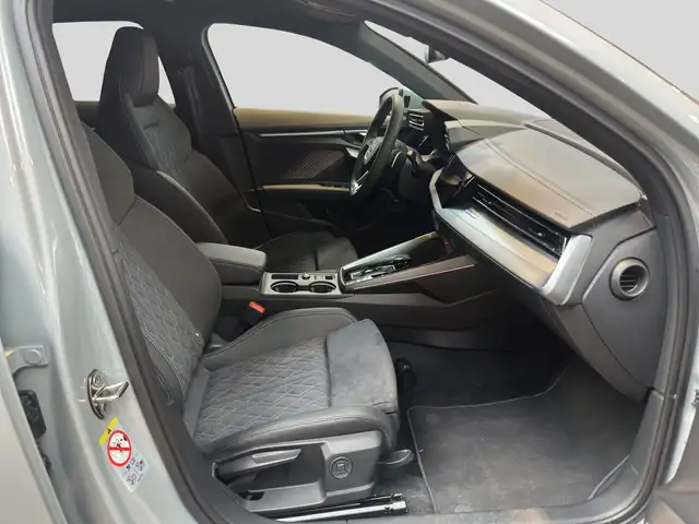 Audi A3 view 4