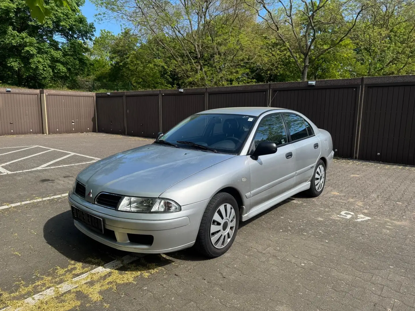 Mitsubishi Carisma Carisma 1.8 GDI Classic Silber - 2