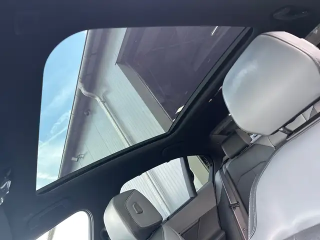 BMW i5 view 15