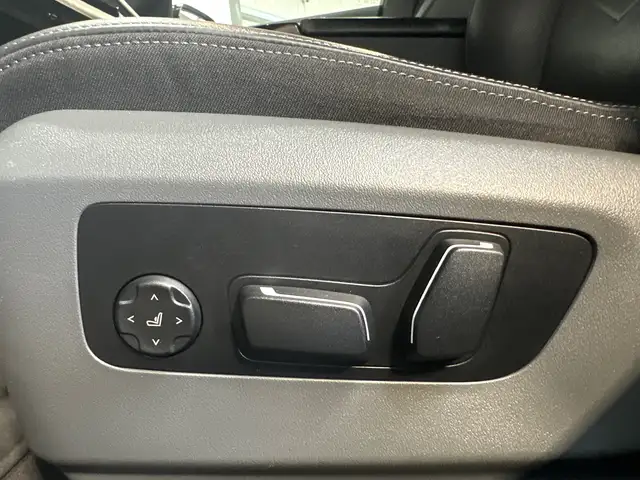 BMW i5 view 12