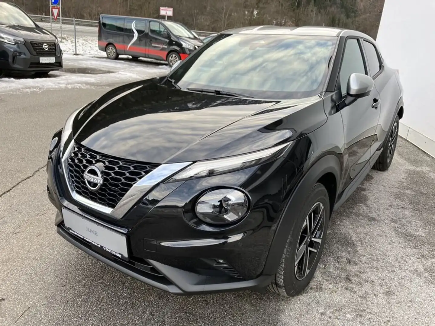 Nissan Juke 1,0 DIG-T N-Connecta+ 2-Farb Schwarz - 2