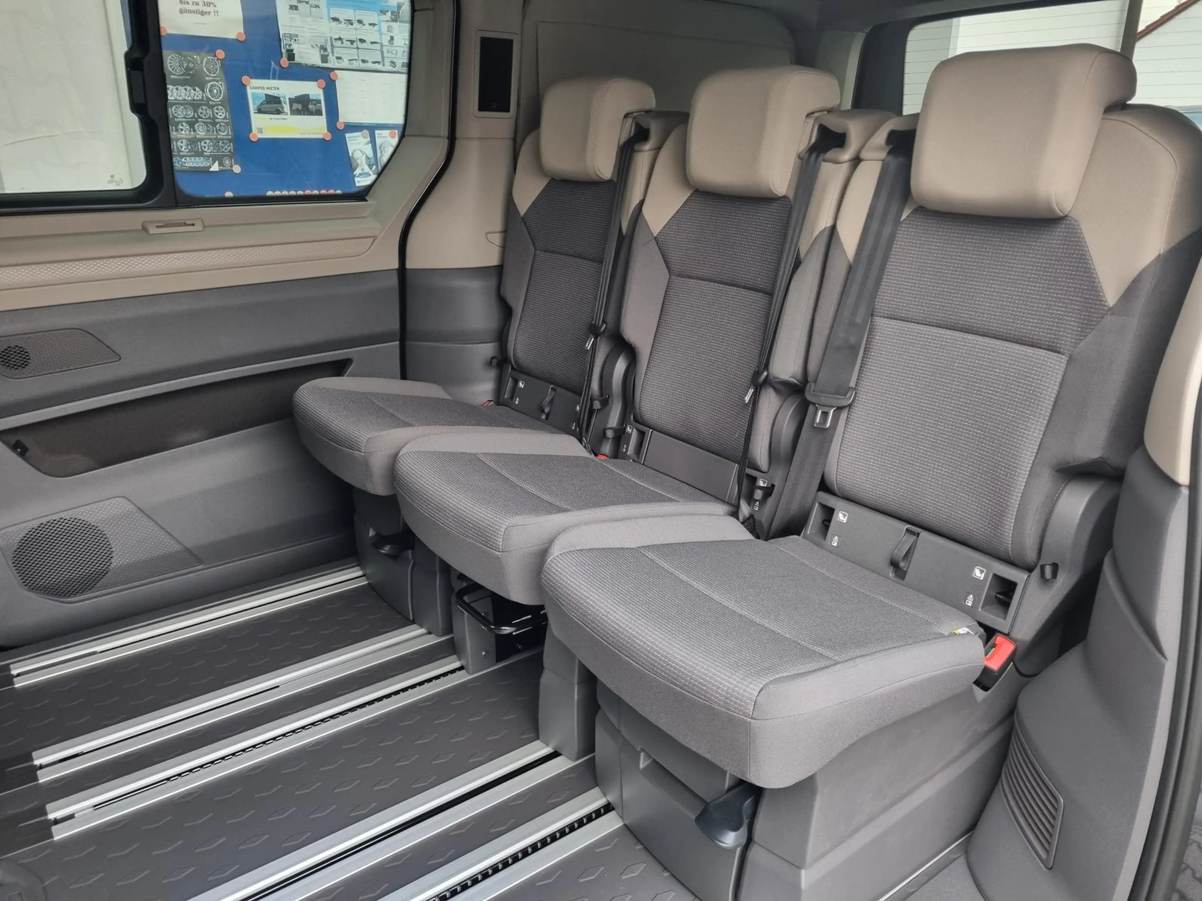 Volkswagen T7 California Beach Camper 2.0 TDI DSG - AHK - Luftstandheizung — photo 9
