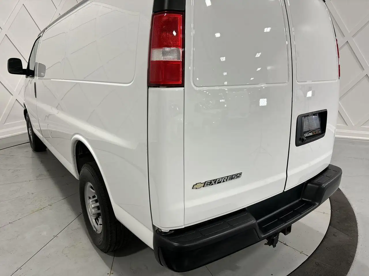 Chevrolet Express 2500 снимка Chevrolet Express 2500