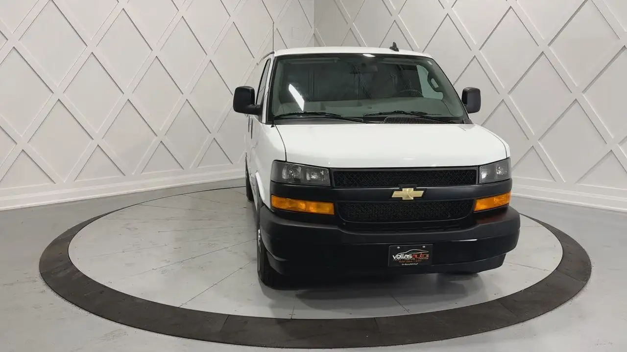 Chevrolet Express 2500 снимка Chevrolet Express 2500