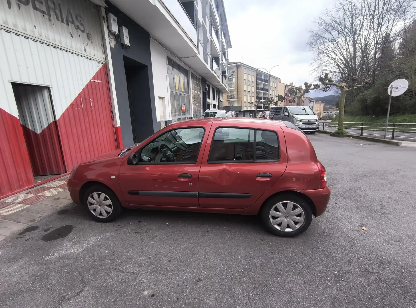 Renault Clio 1.2 16v campus - 2