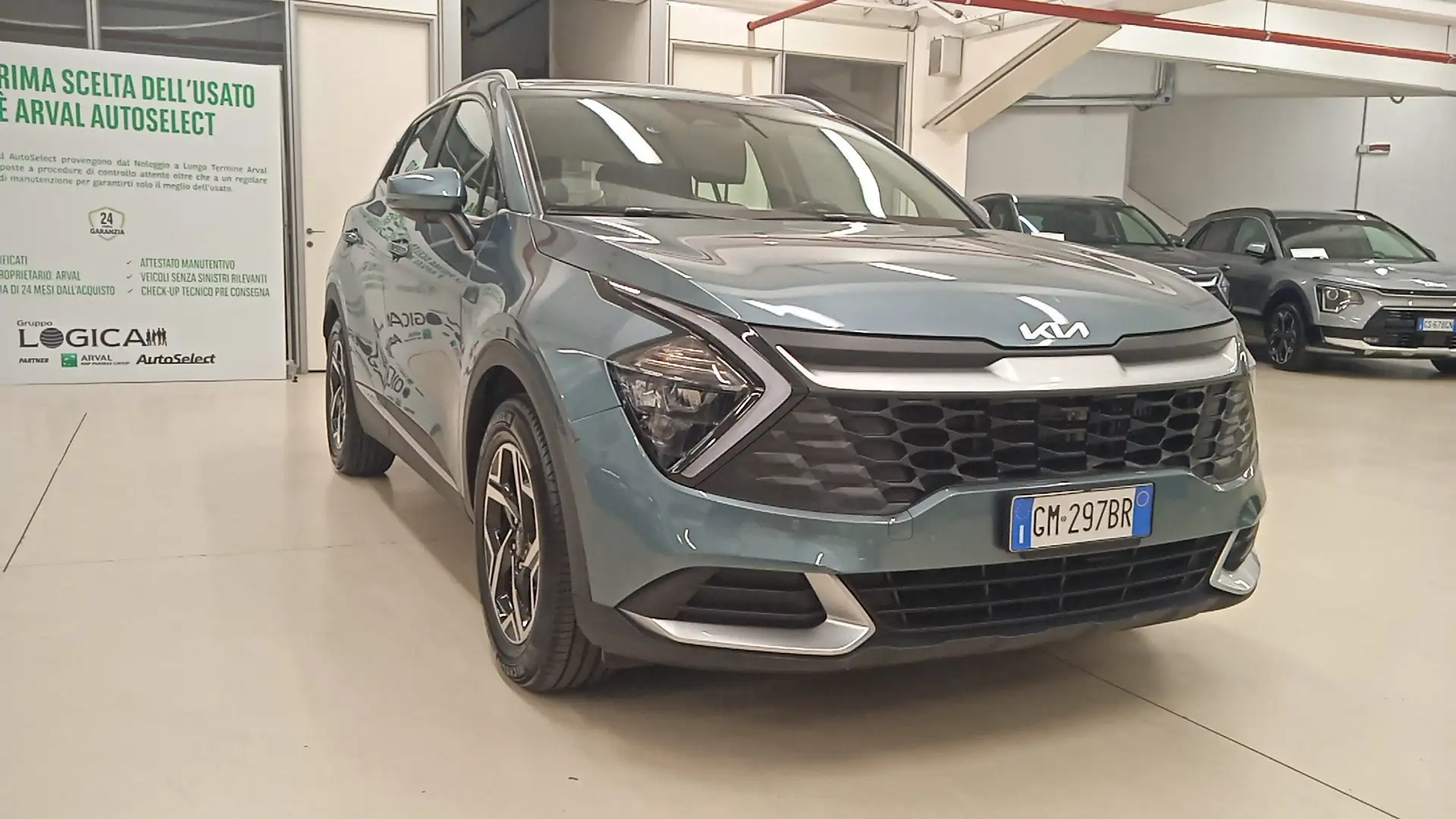 Kia Sportage 1.6 T-GDi GPL Business Gris - 1