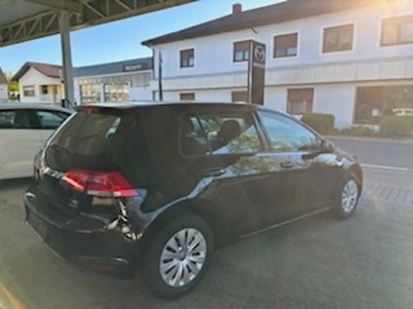Volkswagen Golf Comfortline BMT Schwarz - 2