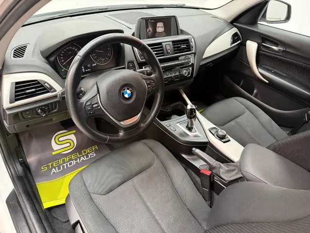 BMW 1 Series view 9
