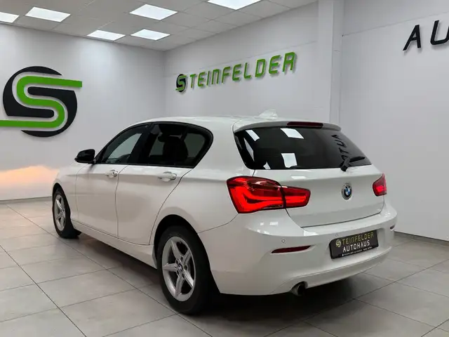 BMW 1 Series view 5