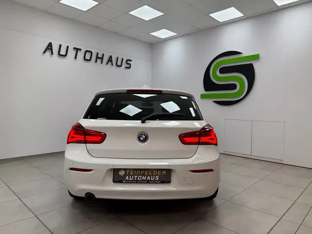 BMW 1 Series view 6