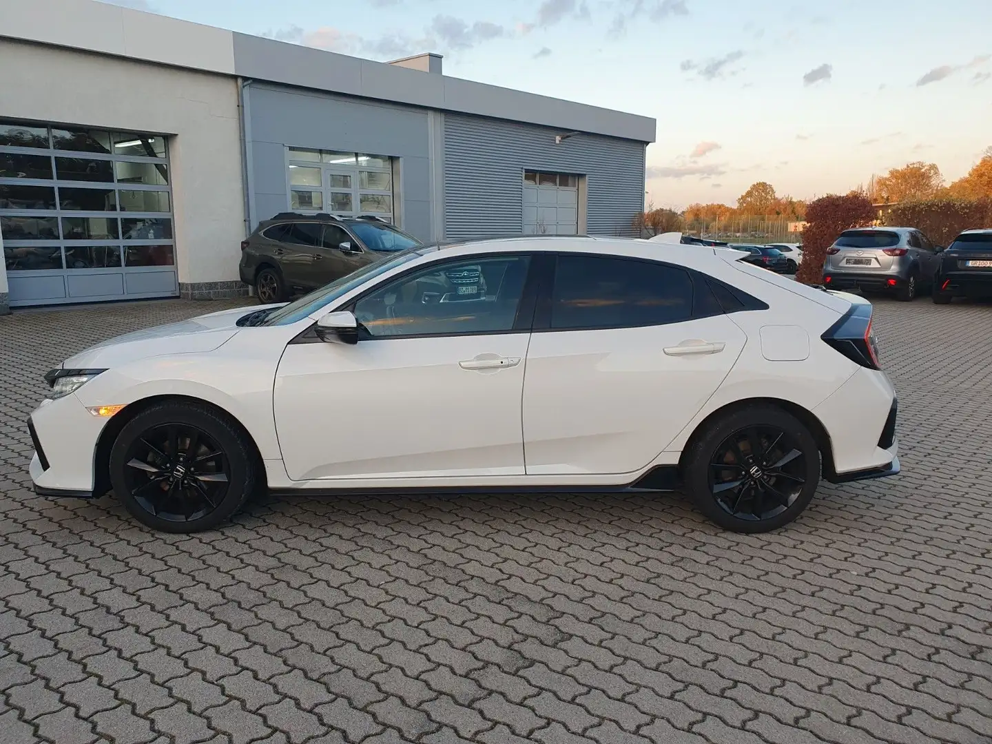 Honda Civic 1.5 Sport Plus Weiß - 1