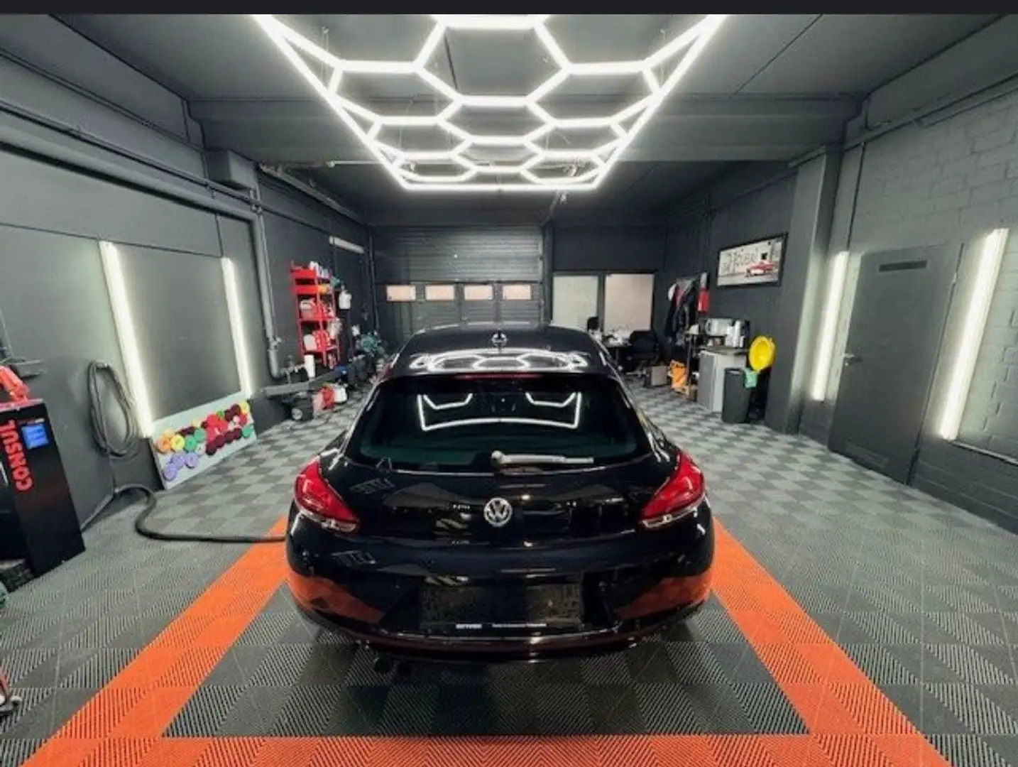 Volkswagen Scirocco 2.0 TSI DSG - 2