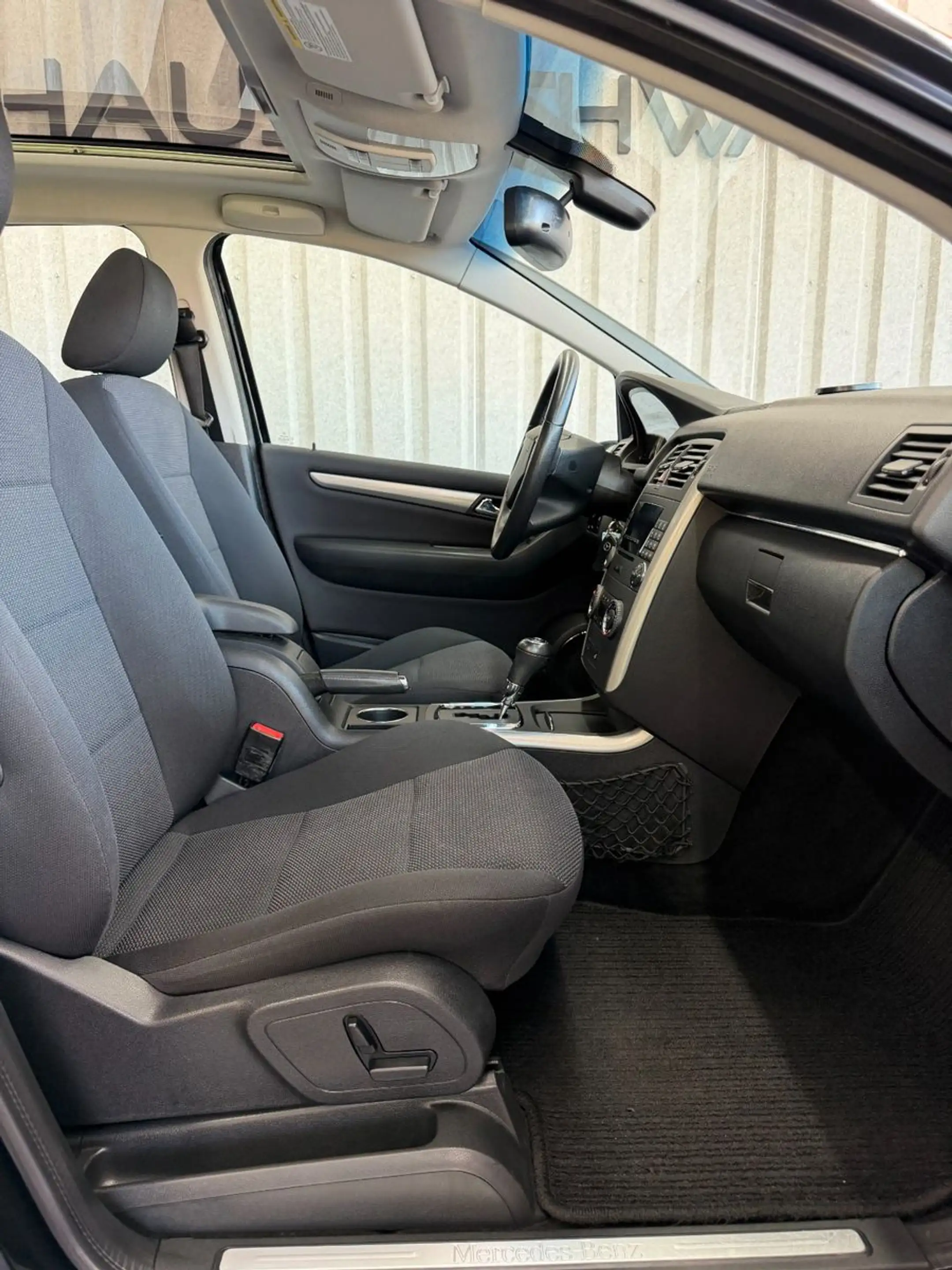 Mercedes-Benz B 200 B200 SpecialEdition Pano Xenon Tempo SHZ PDC — photo 14