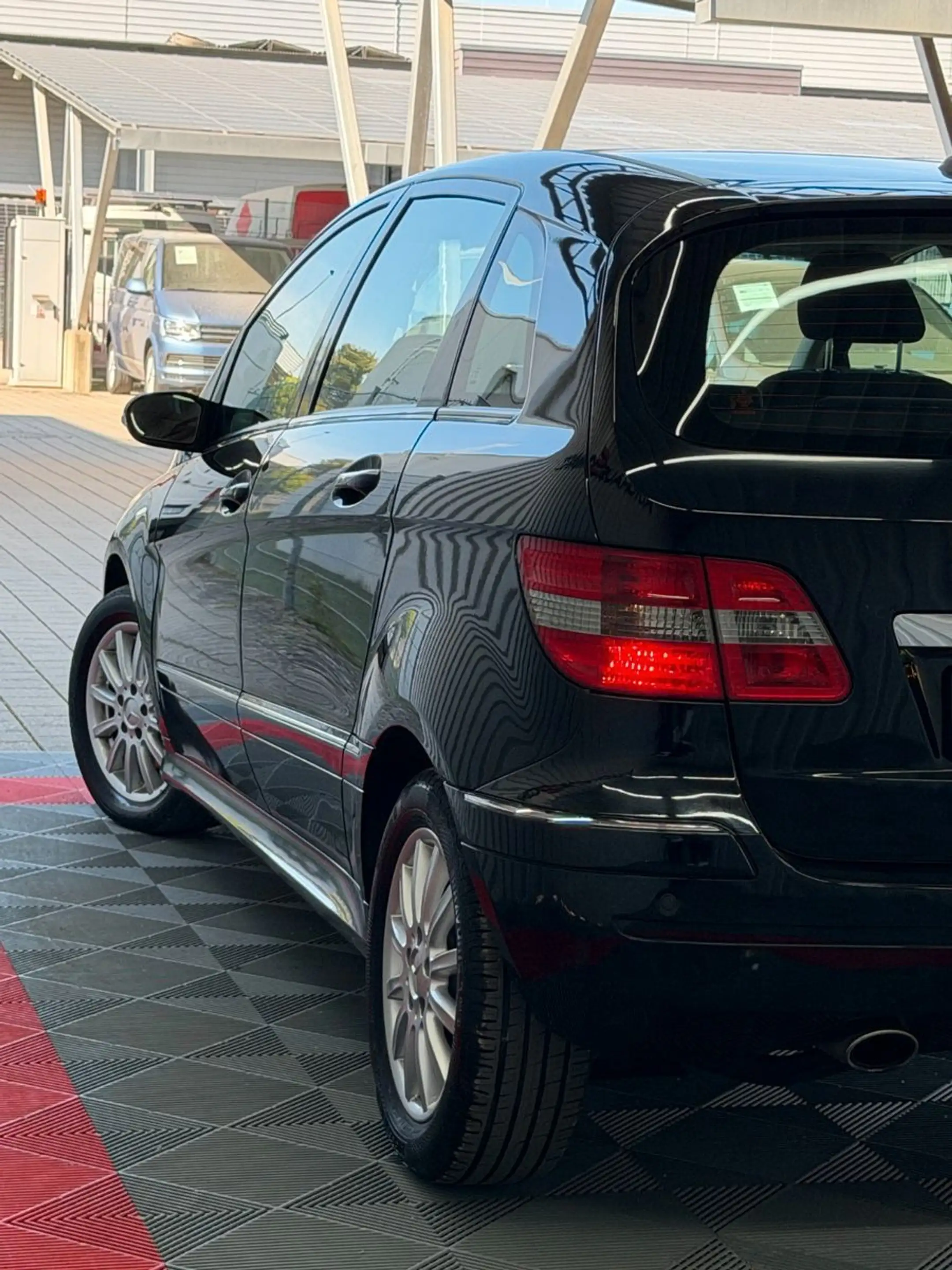Mercedes-Benz B 200 B200 SpecialEdition Pano Xenon Tempo SHZ PDC — photo 11