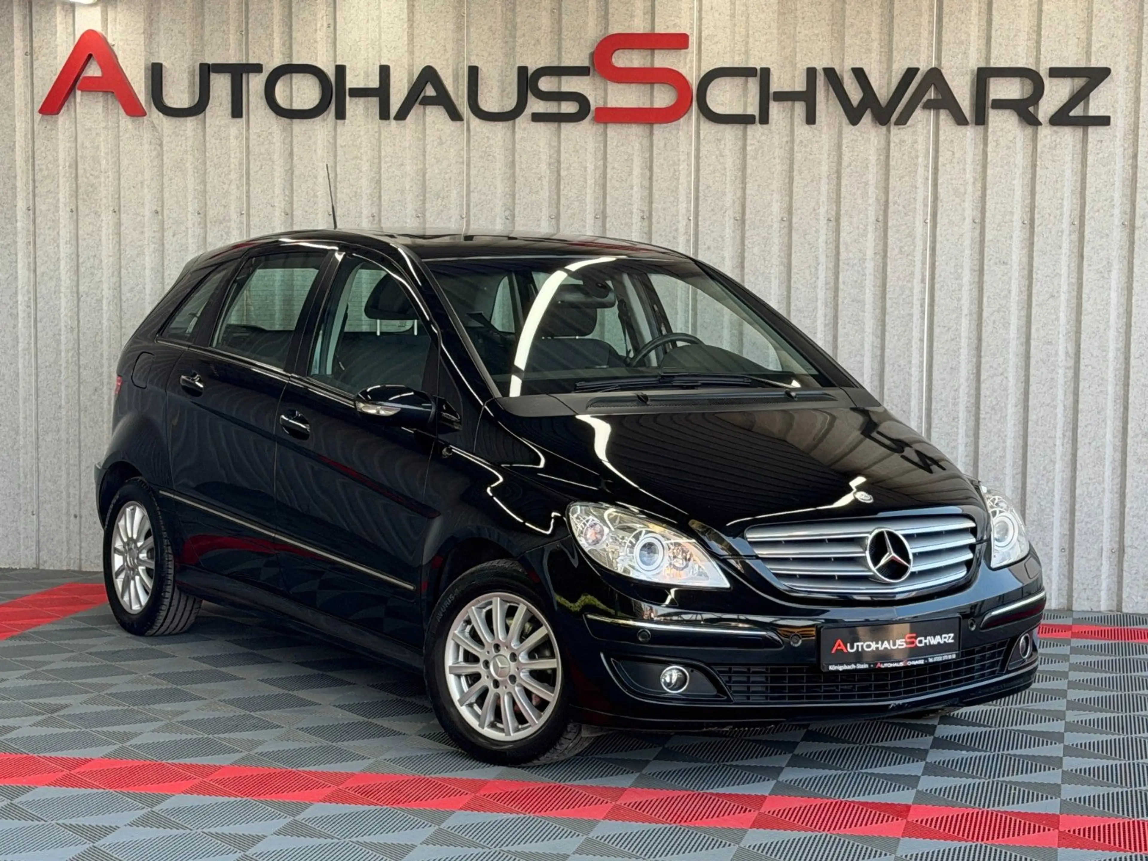 Mercedes-Benz B 200 B200 SpecialEdition Pano Xenon Tempo SHZ PDC