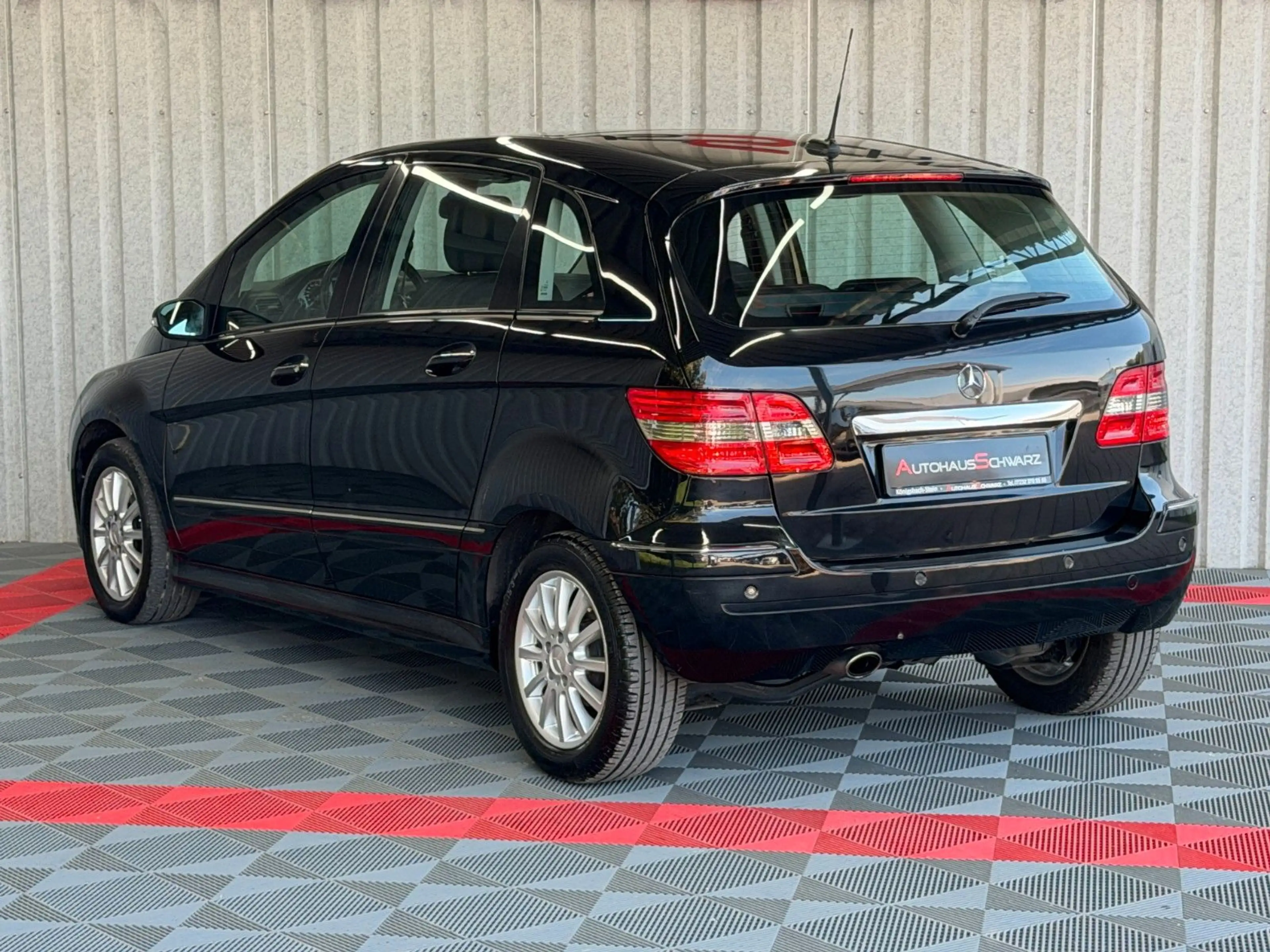 Mercedes-Benz B 200 B200 SpecialEdition Pano Xenon Tempo SHZ PDC — photo 5