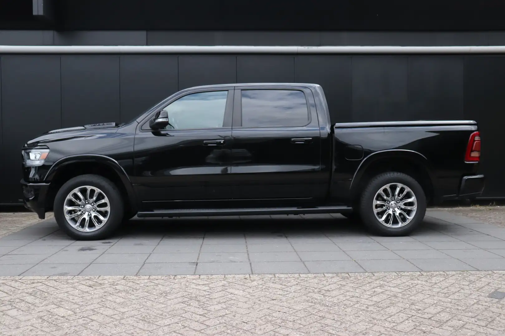 Dodge RAM 1500 5.7 V8 4x4 Crew Cab 5'7 Limited | LPG | STOEL Negru - 2