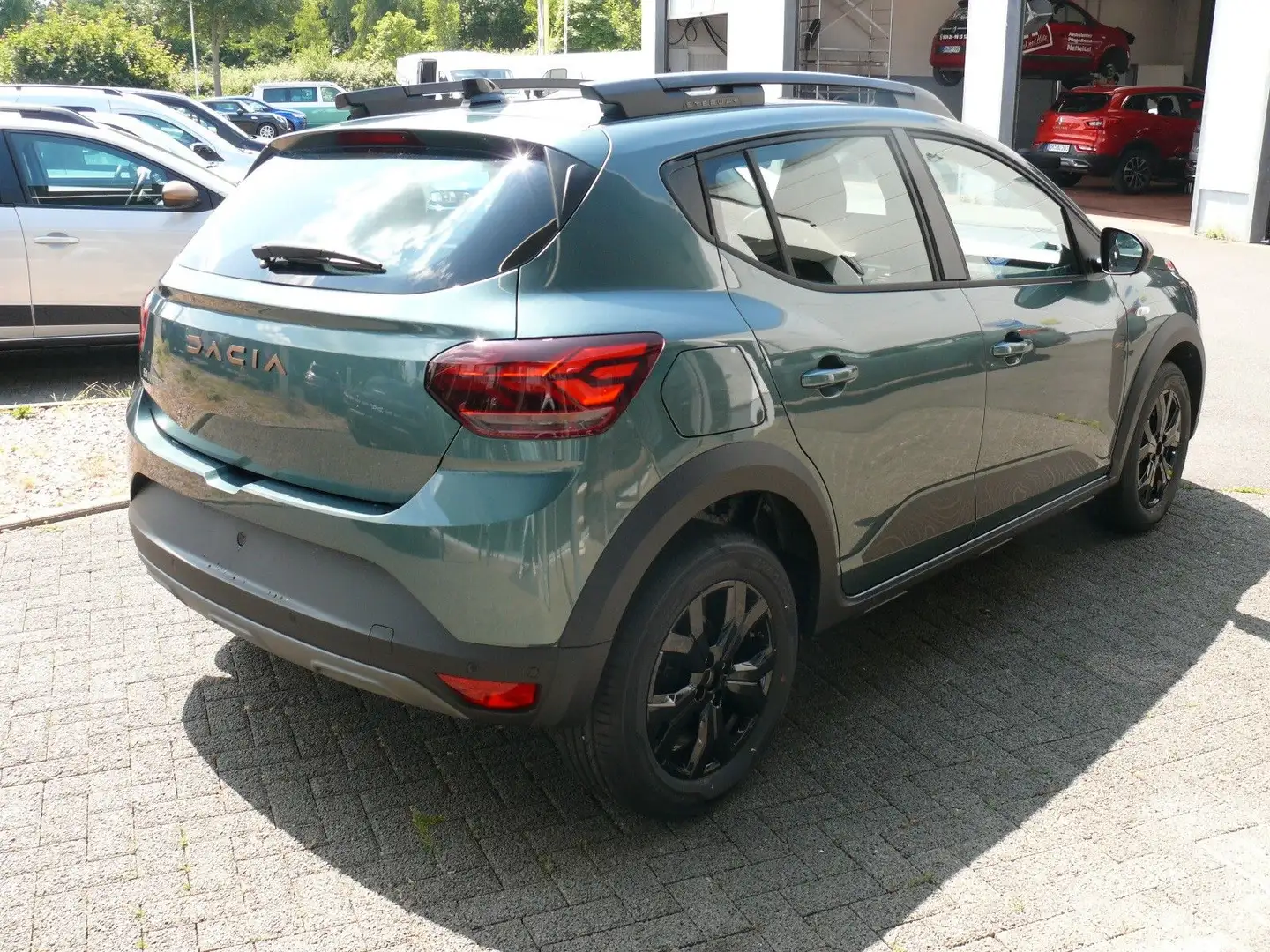Dacia Sandero III Stepway Extreme;Klima,PDC,Kam,Sitzh, Grün - 2