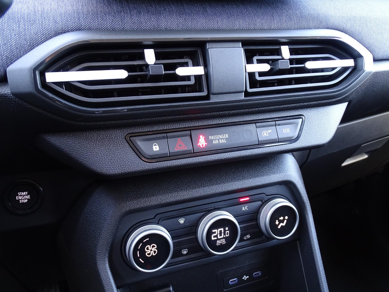 Dacia Jogger 1.0 TCe 110 expression 7p. PACK COMFORT / METALLIC — photo 13