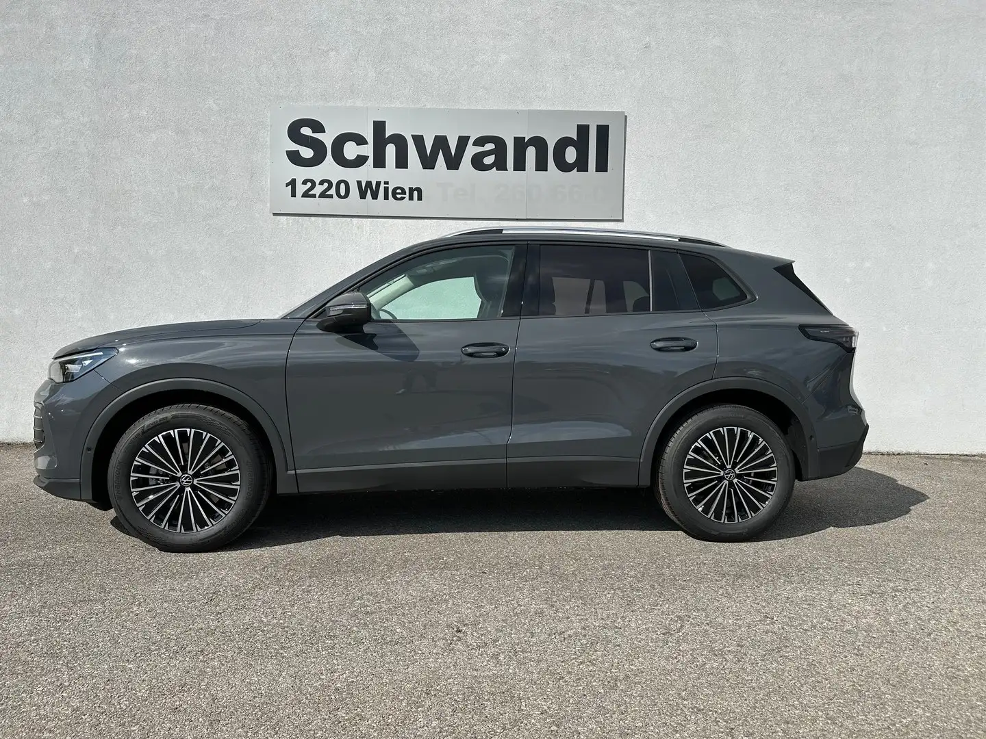 Volkswagen Tiguan Friends TDI DSG Grau - 1