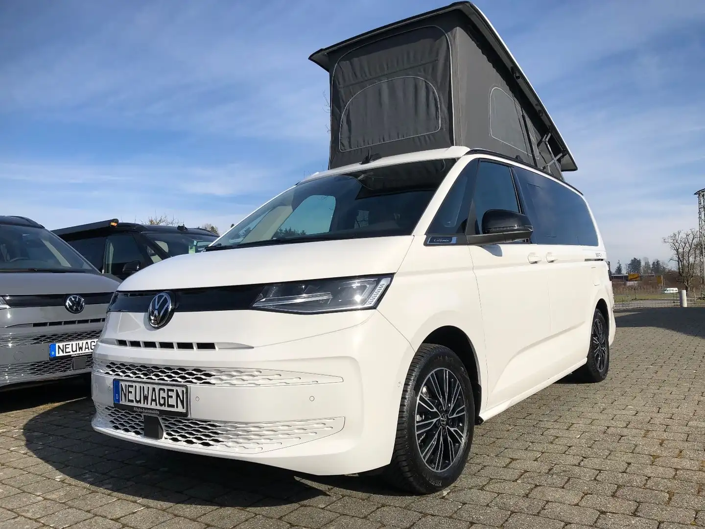 Volkswagen T7 California Neu + 5 Jahre Garantie ! Fehér - 1