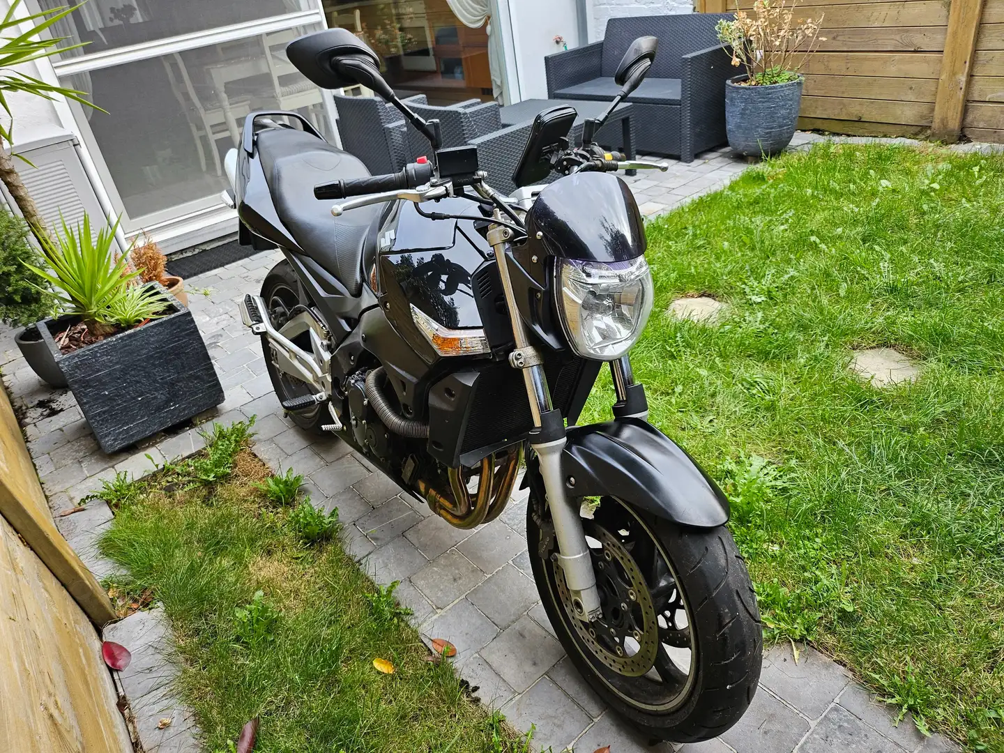 Suzuki GSR 600 Zwart - 2