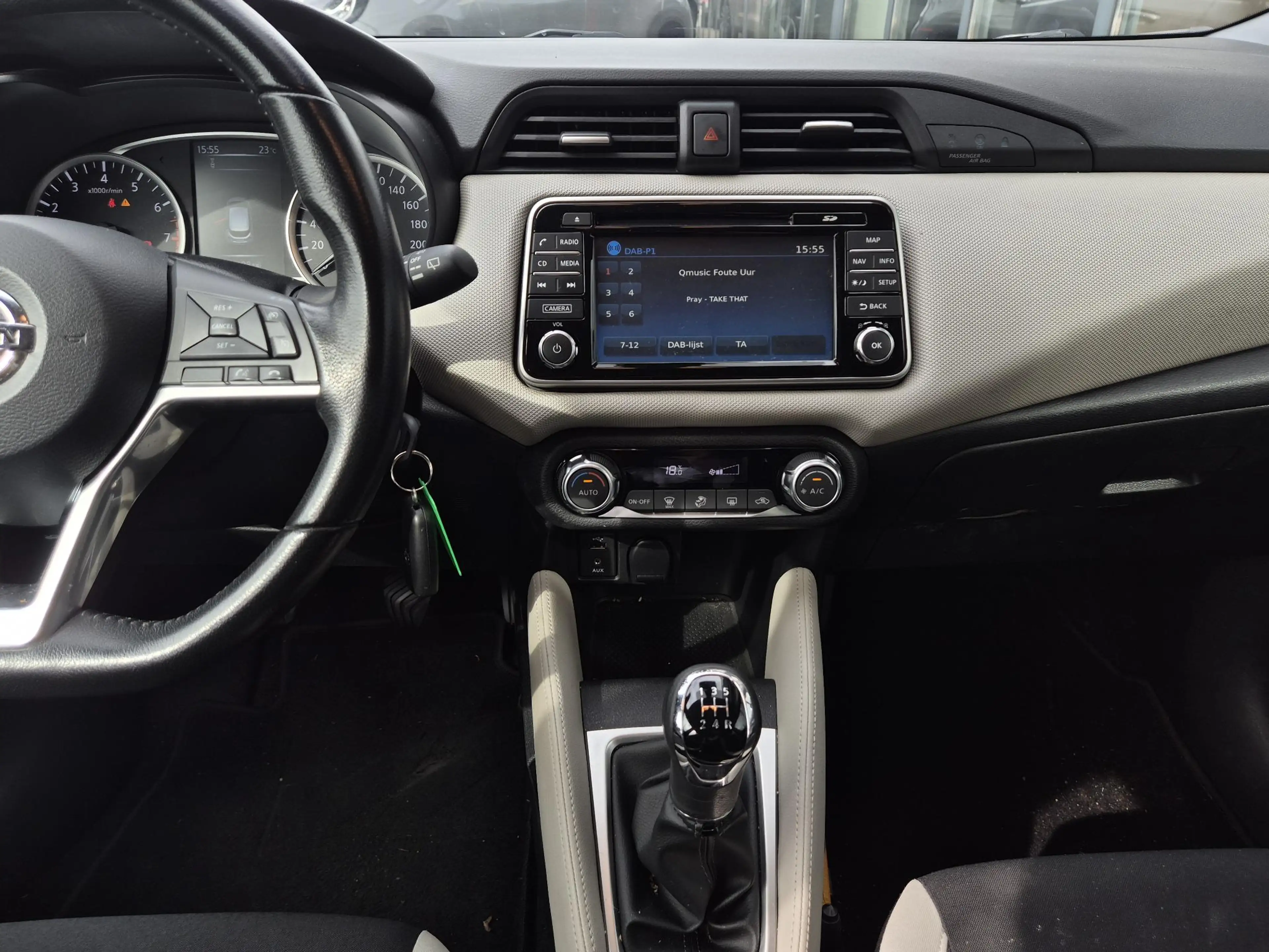 Nissan Micra 0.9 IG-T N-Connecta | Navigatie | All-season bande — photo 10