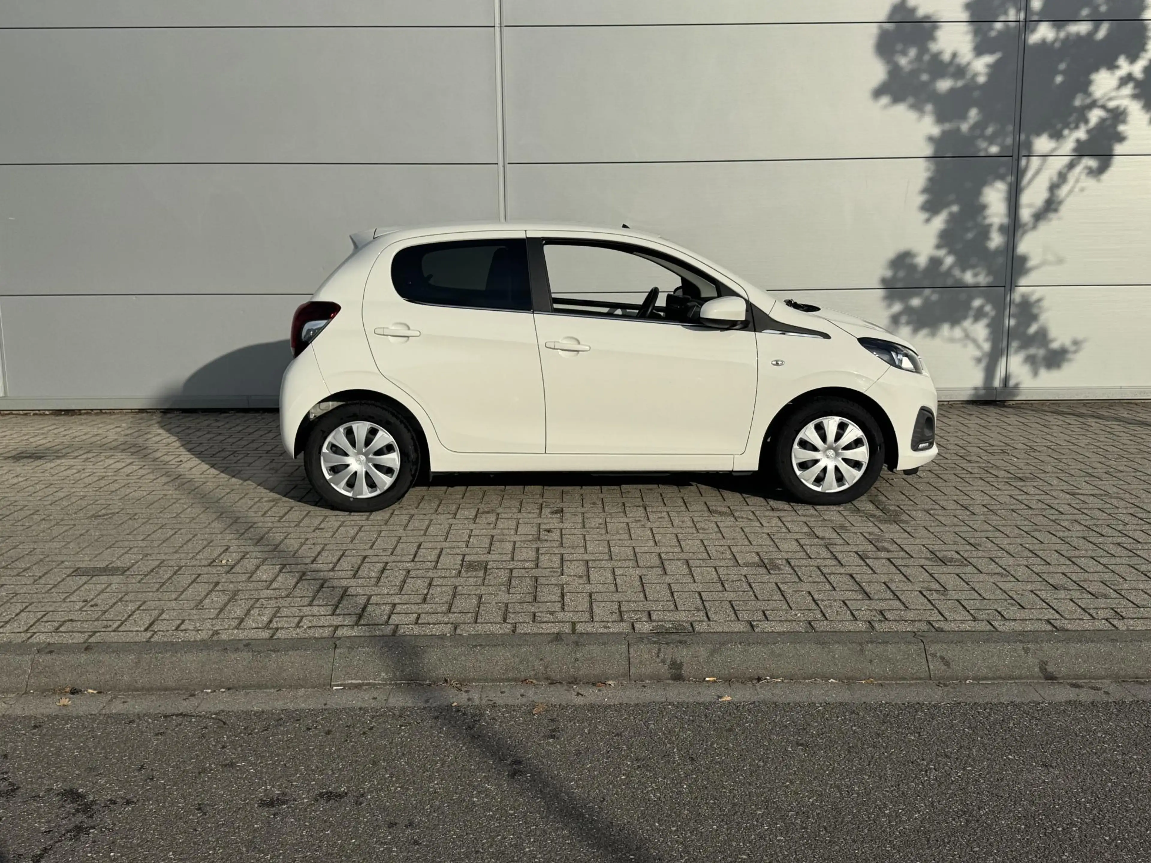 Peugeot 108 1.0 e-VTi Active | Bluetooth | Airco | Lage KM sta — photo 7