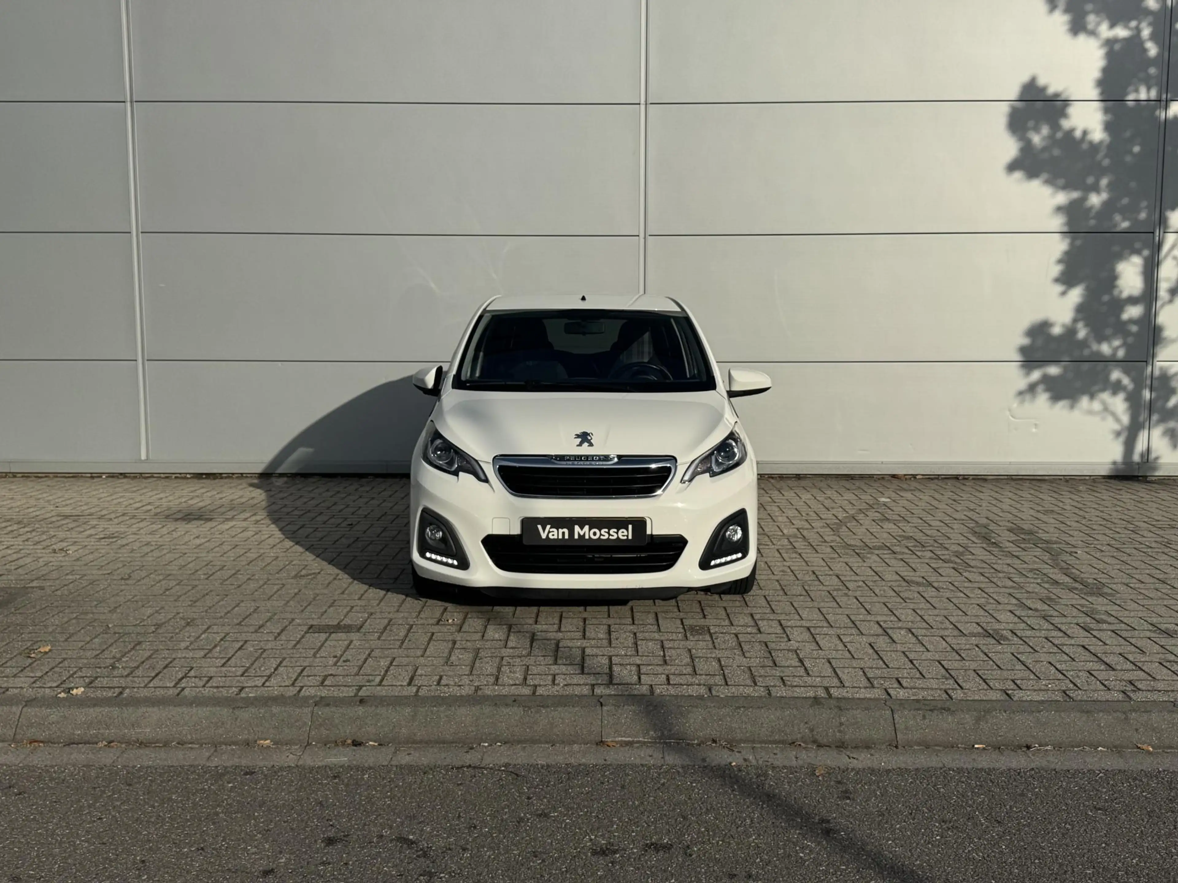 Peugeot 108 1.0 e-VTi Active | Bluetooth | Airco | Lage KM sta — photo 9