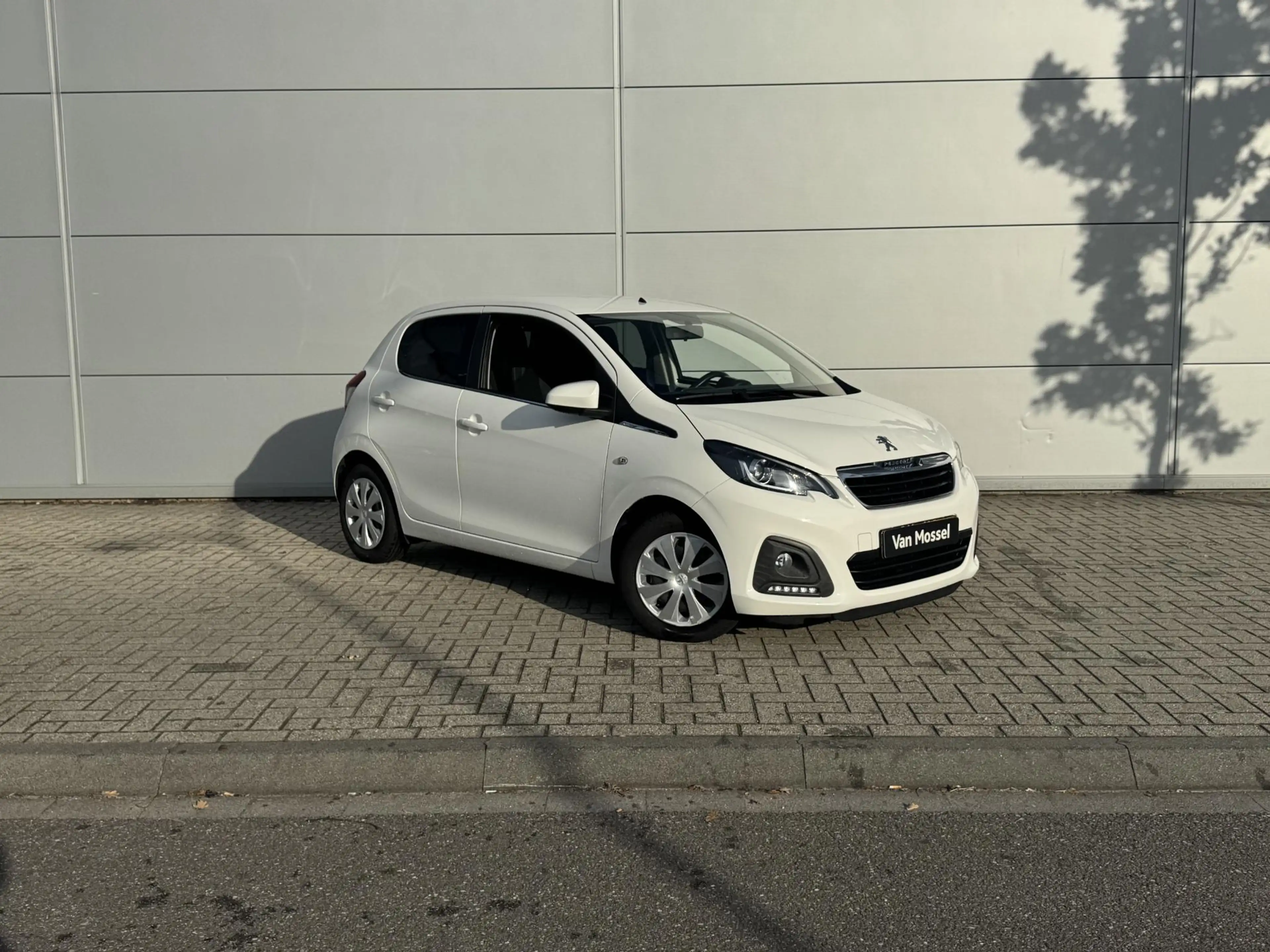 Peugeot 108 1.0 e-VTi Active | Bluetooth | Airco | Lage KM sta — photo 8