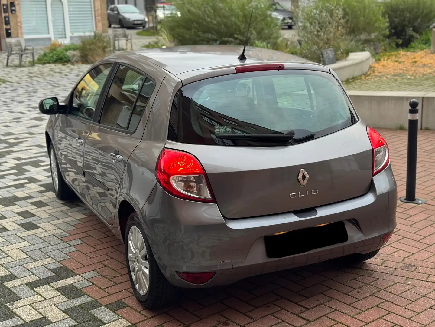 Renault Clio Essence prête à immatriculer Gris - 2