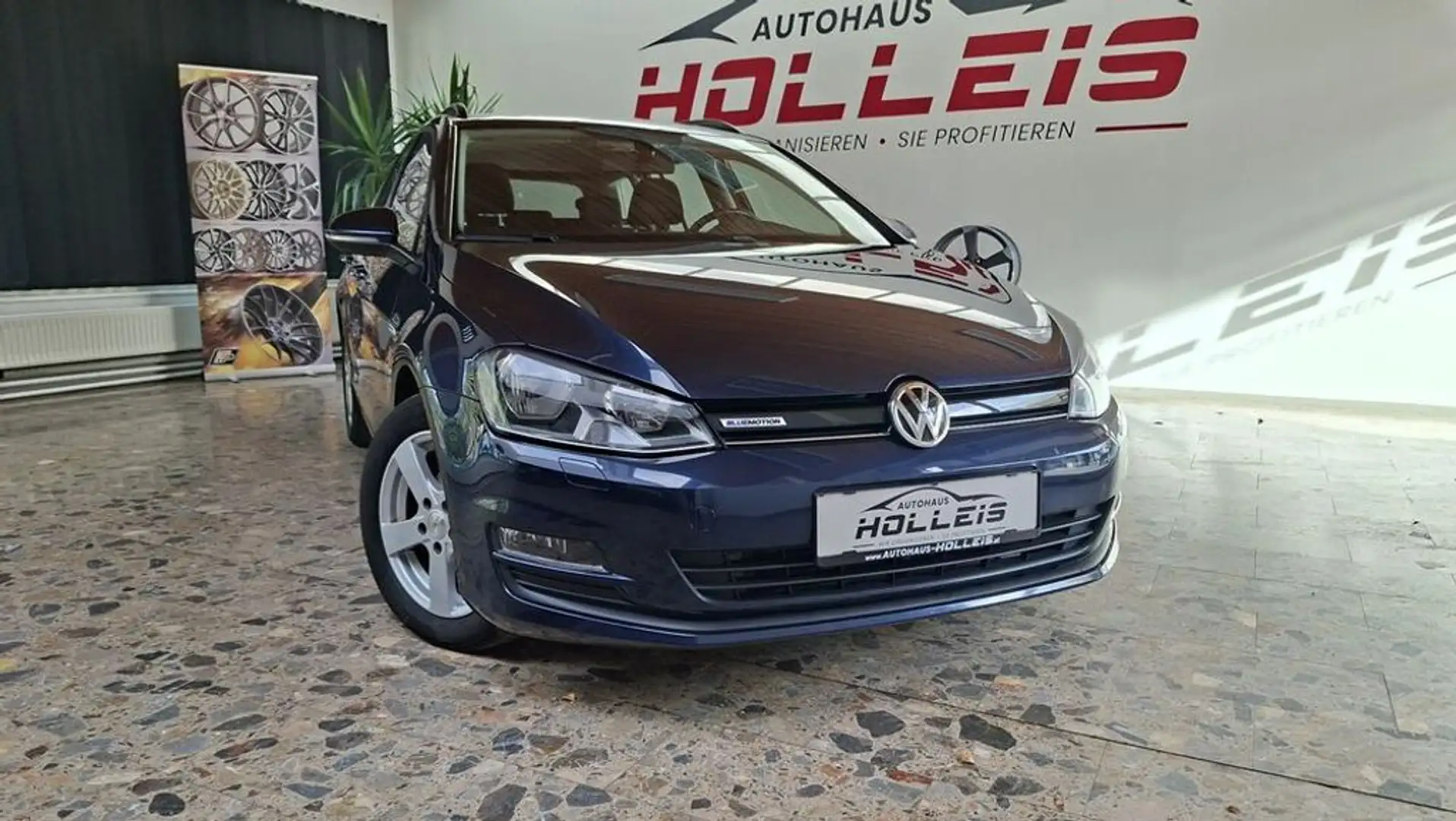 Volkswagen Golf 7 BlueMotion 1,6 TDI Kombi Tausch möglich Blau - 2