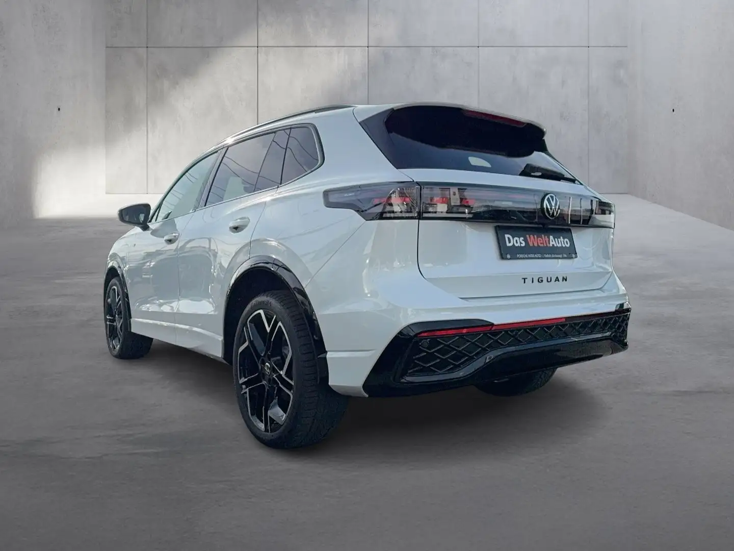 Volkswagen Tiguan Sport eHybrid DSG 150 kW Weiß - 2