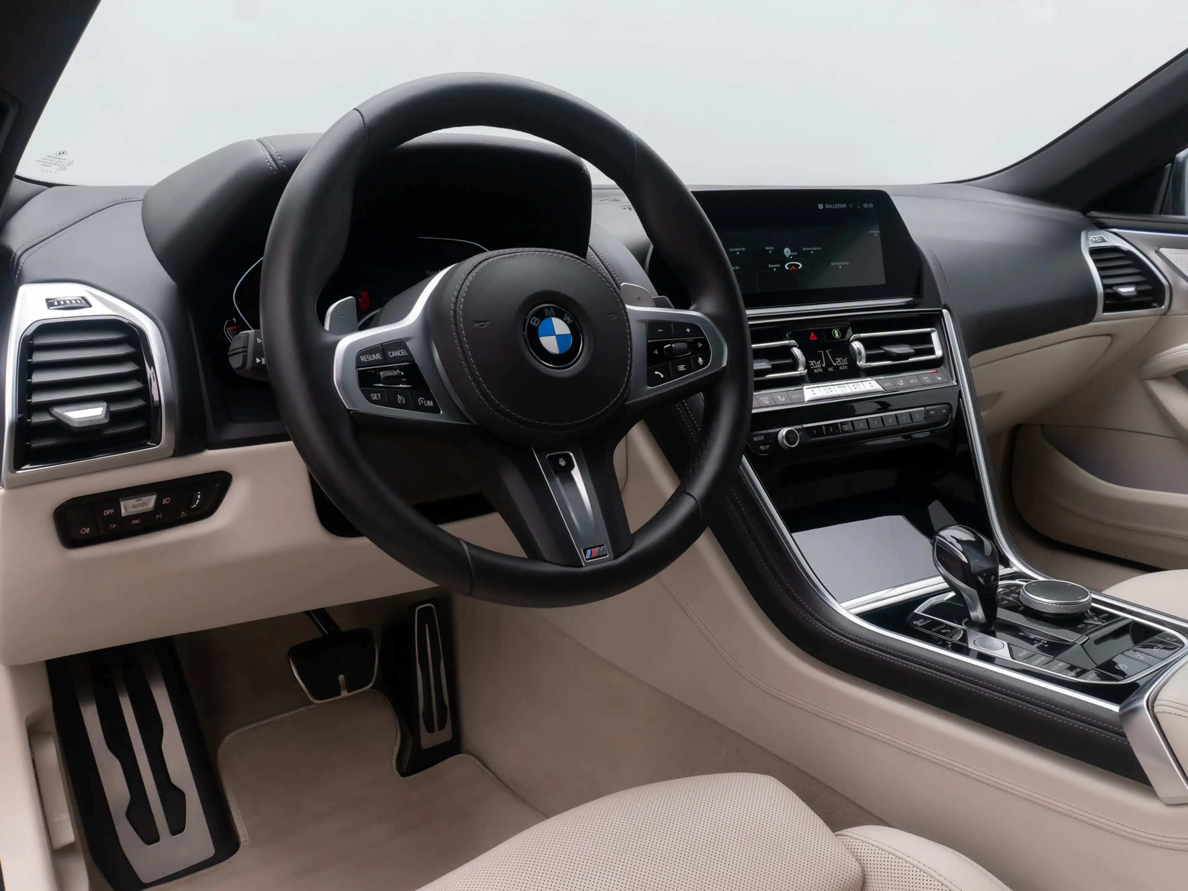 BMW 840 Cabrio Individual B&W SoftClos HUD VOLL — photo 20