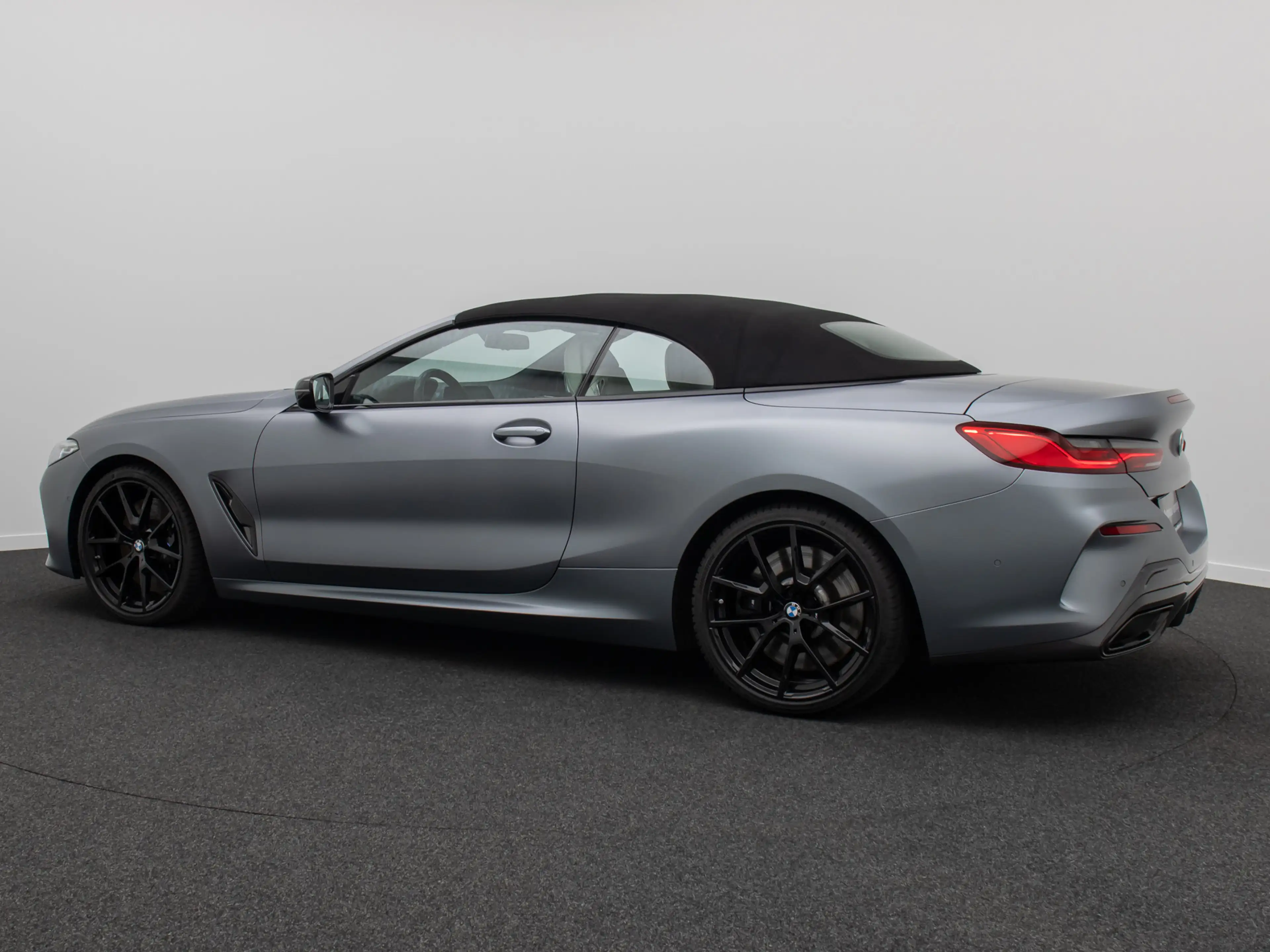 BMW 840 Cabrio Individual B&W SoftClos HUD VOLL — photo 10