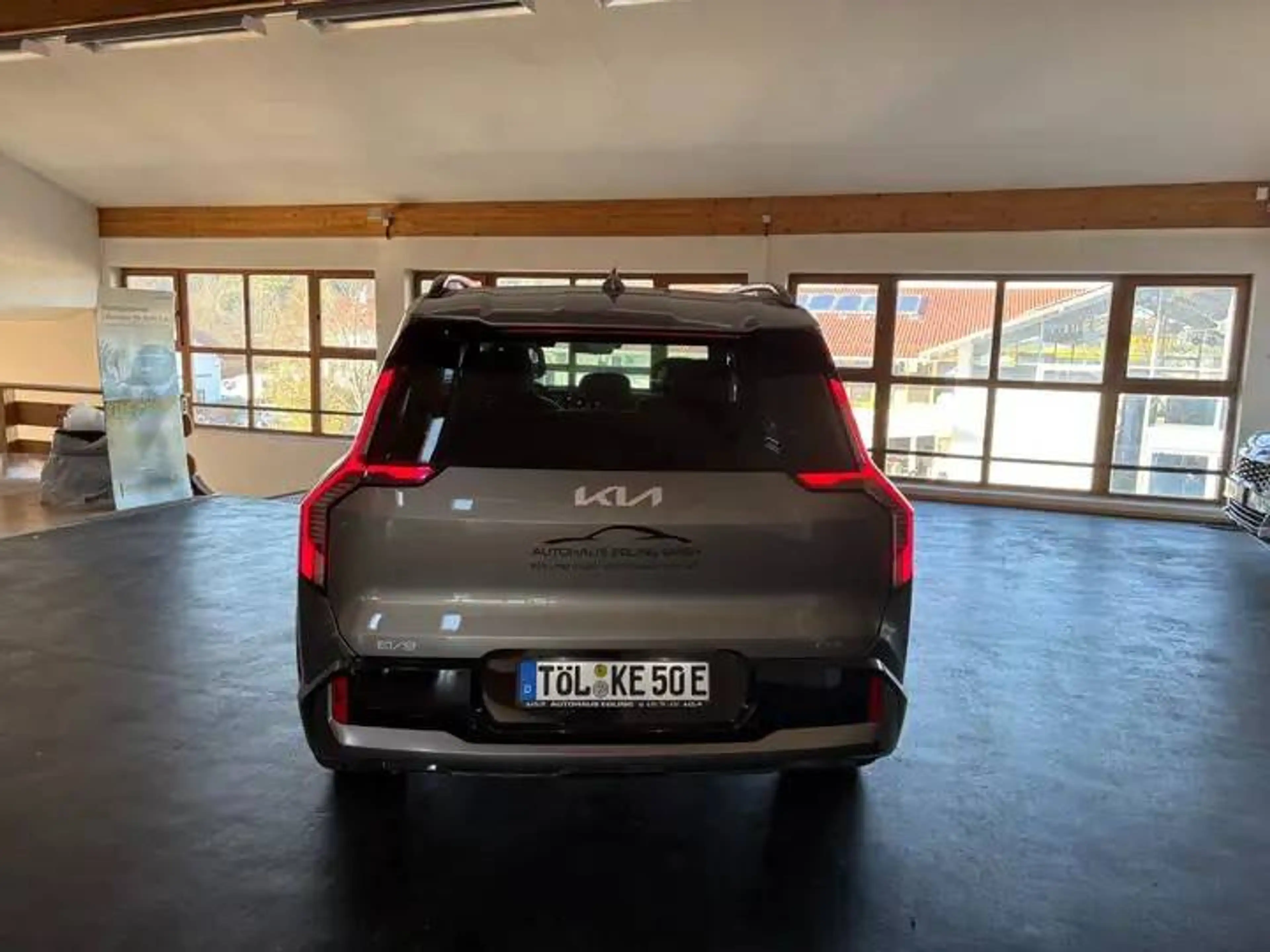 Kia EV9 4WD GT-Line Launch Edition 7-Sitzer GD 360 ACC — photo 4