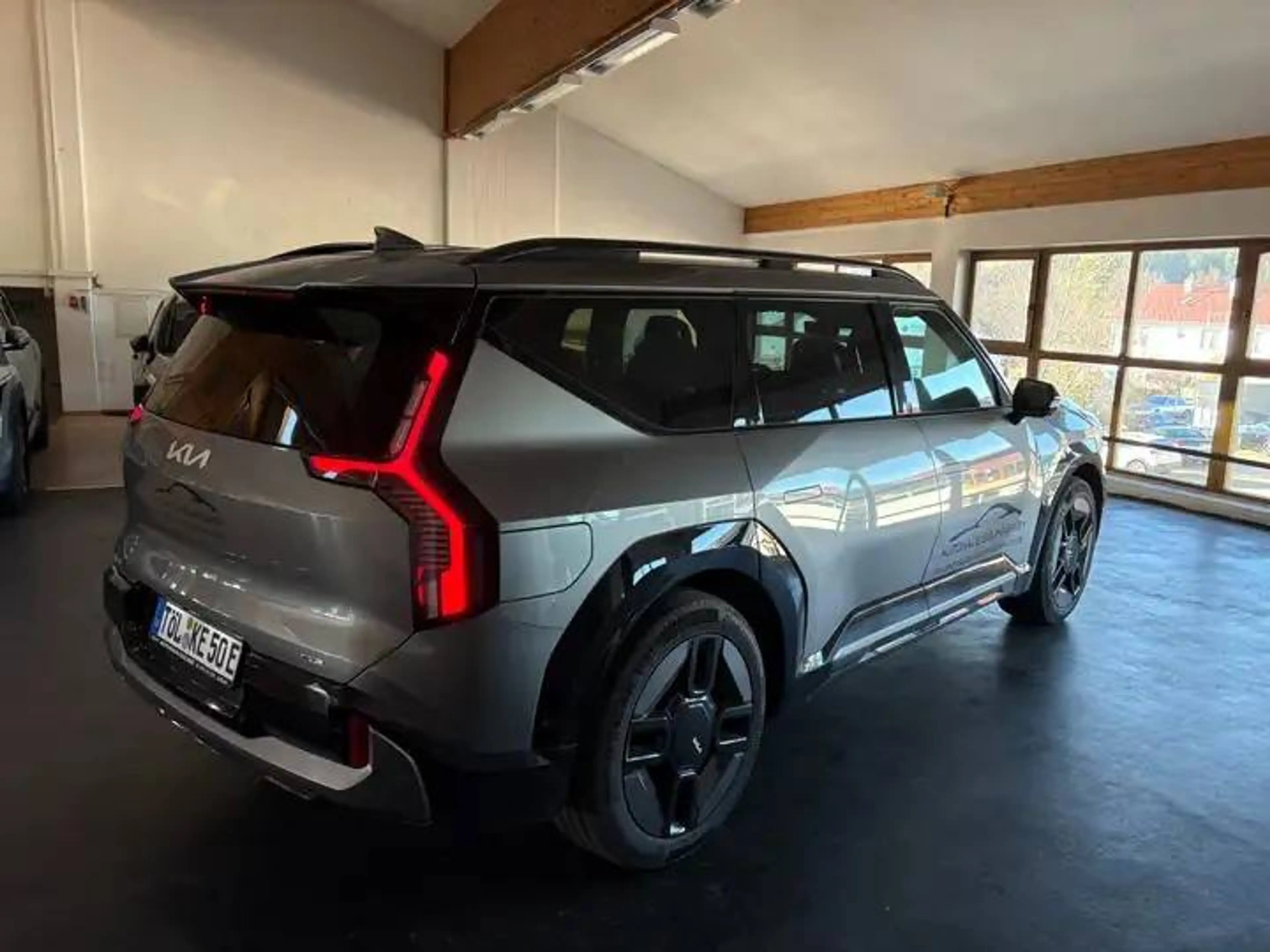 Kia EV9 4WD GT-Line Launch Edition 7-Sitzer GD 360 ACC — photo 5