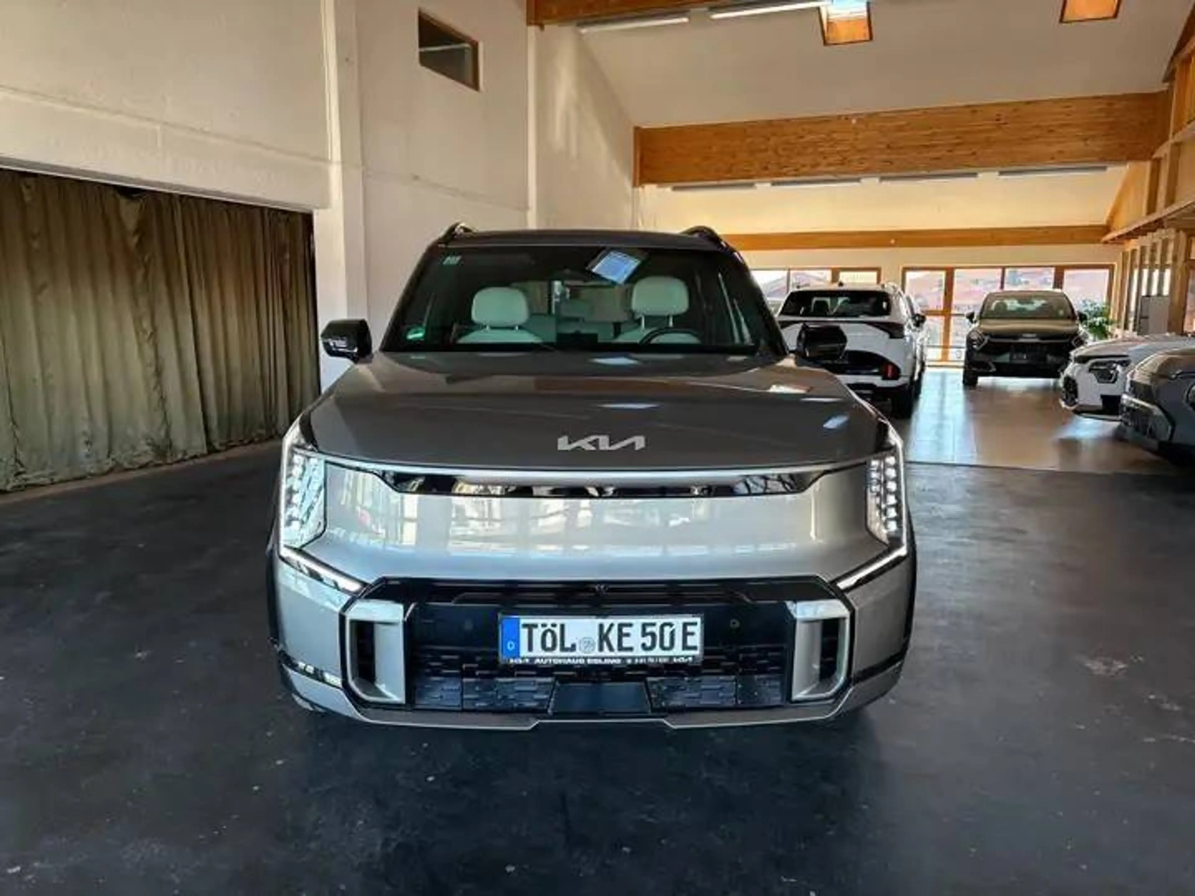 Kia EV9 4WD GT-Line Launch Edition 7-Sitzer GD 360 ACC — photo 8