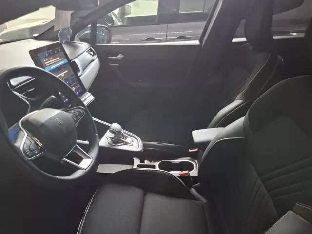 Renault Symbioz view 13