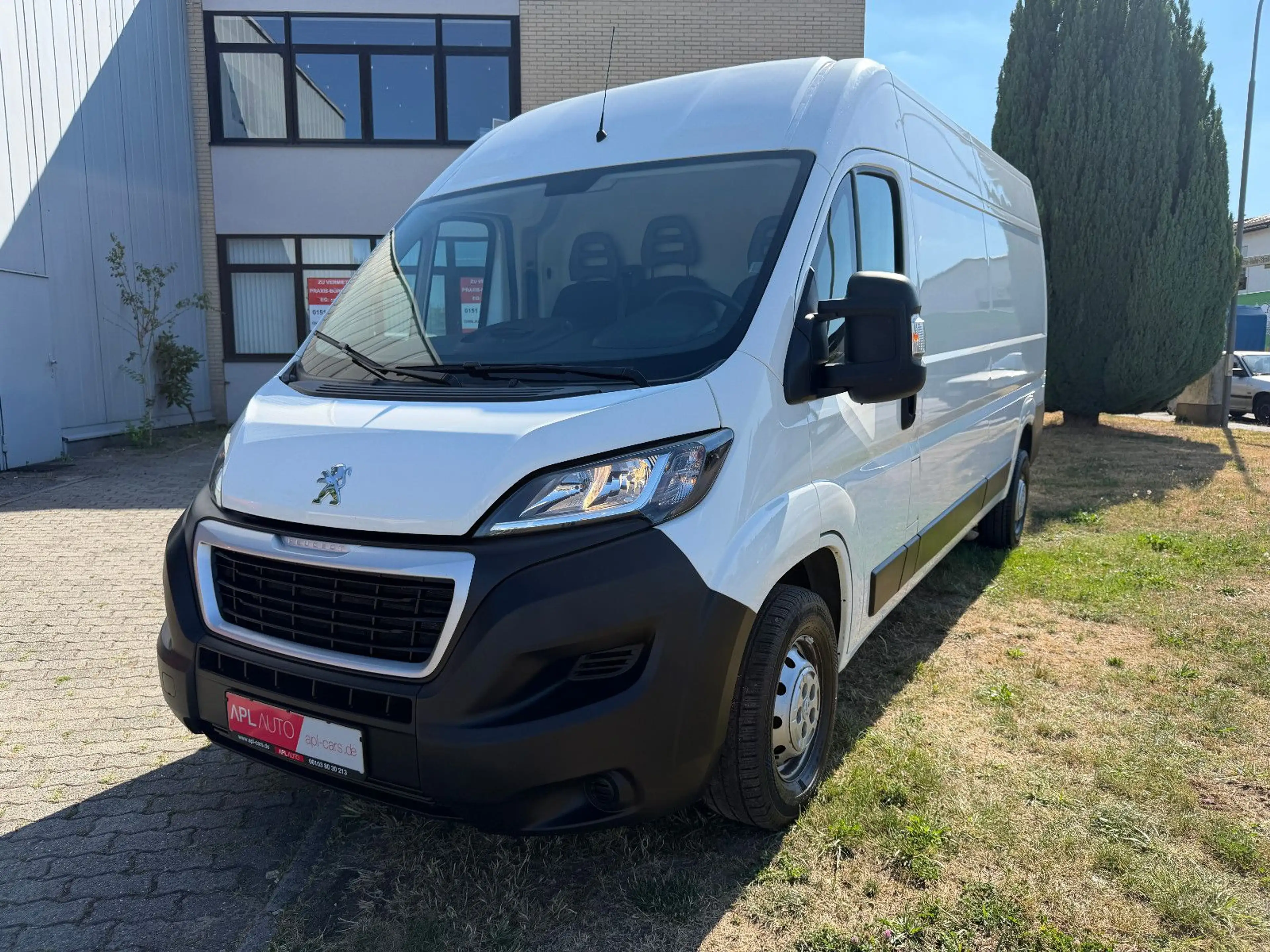 Peugeot Boxer Kasten Hochraum 335 L3H2 Pro BlueHDi 140 S