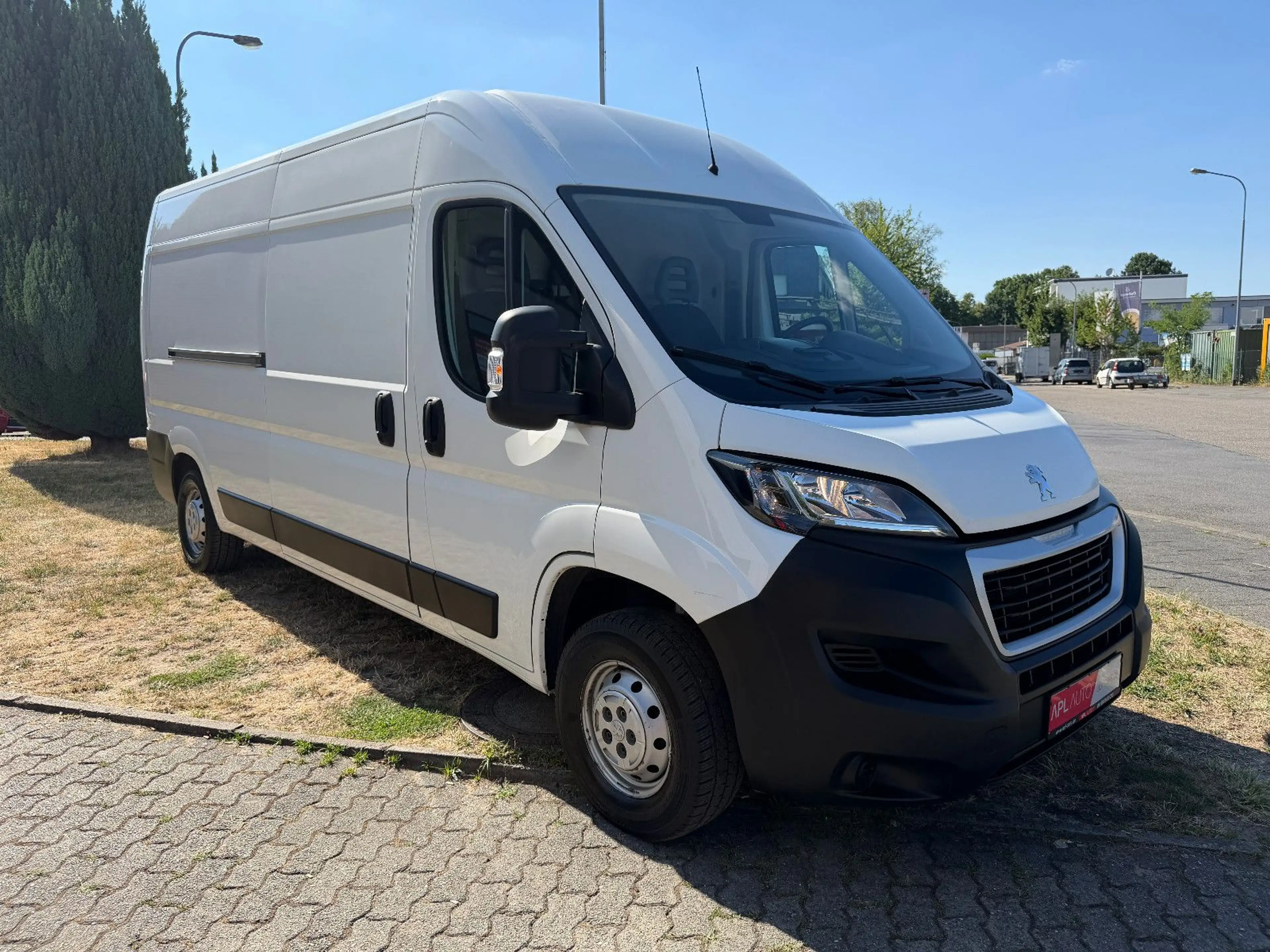 Peugeot Boxer Kasten Hochraum 335 L3H2 Pro BlueHDi 140 S — photo 3
