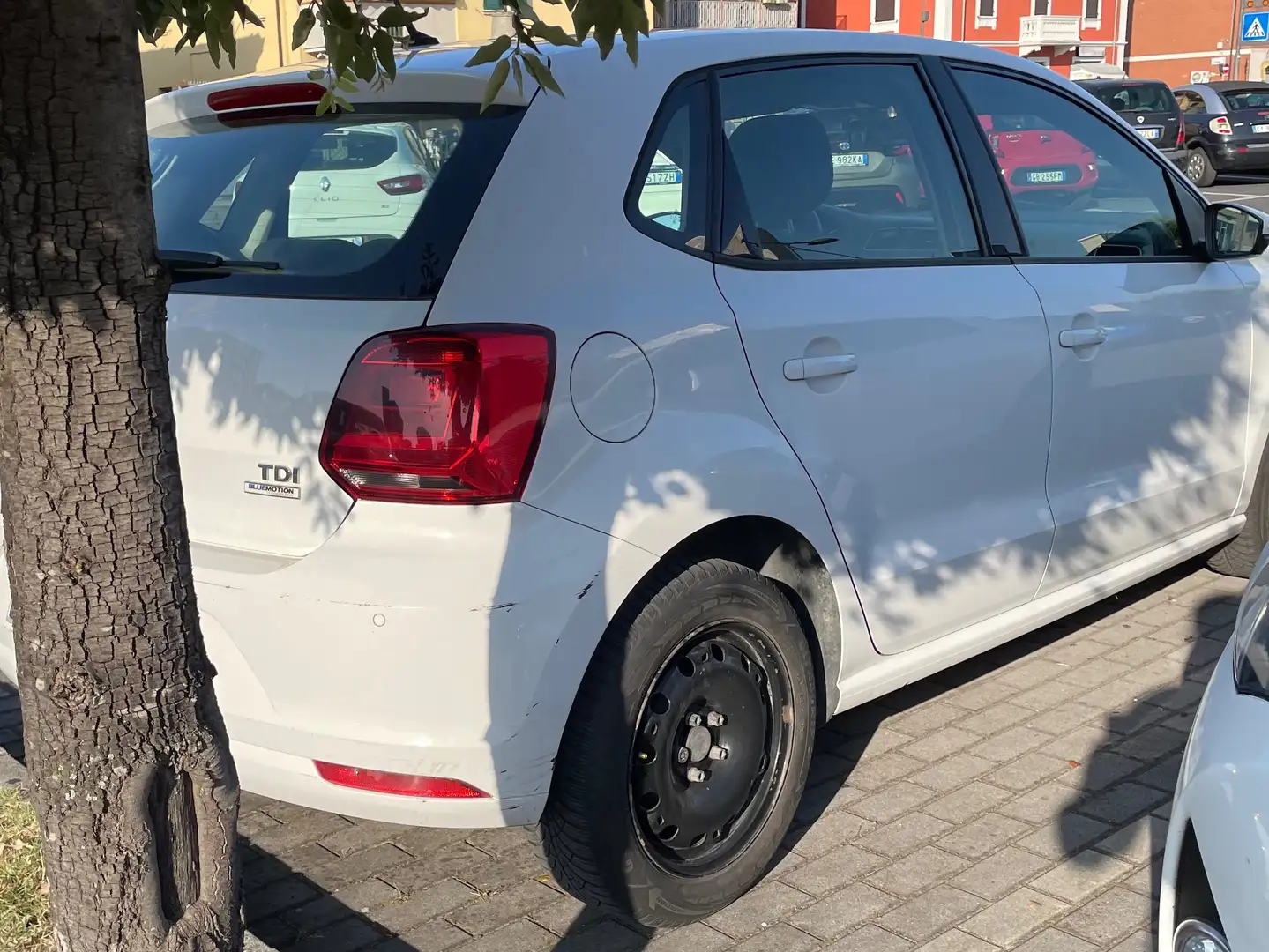 Volkswagen Polo Polo V 2014 5p 1.4 tdi Trendline 75cv Bianco - 2