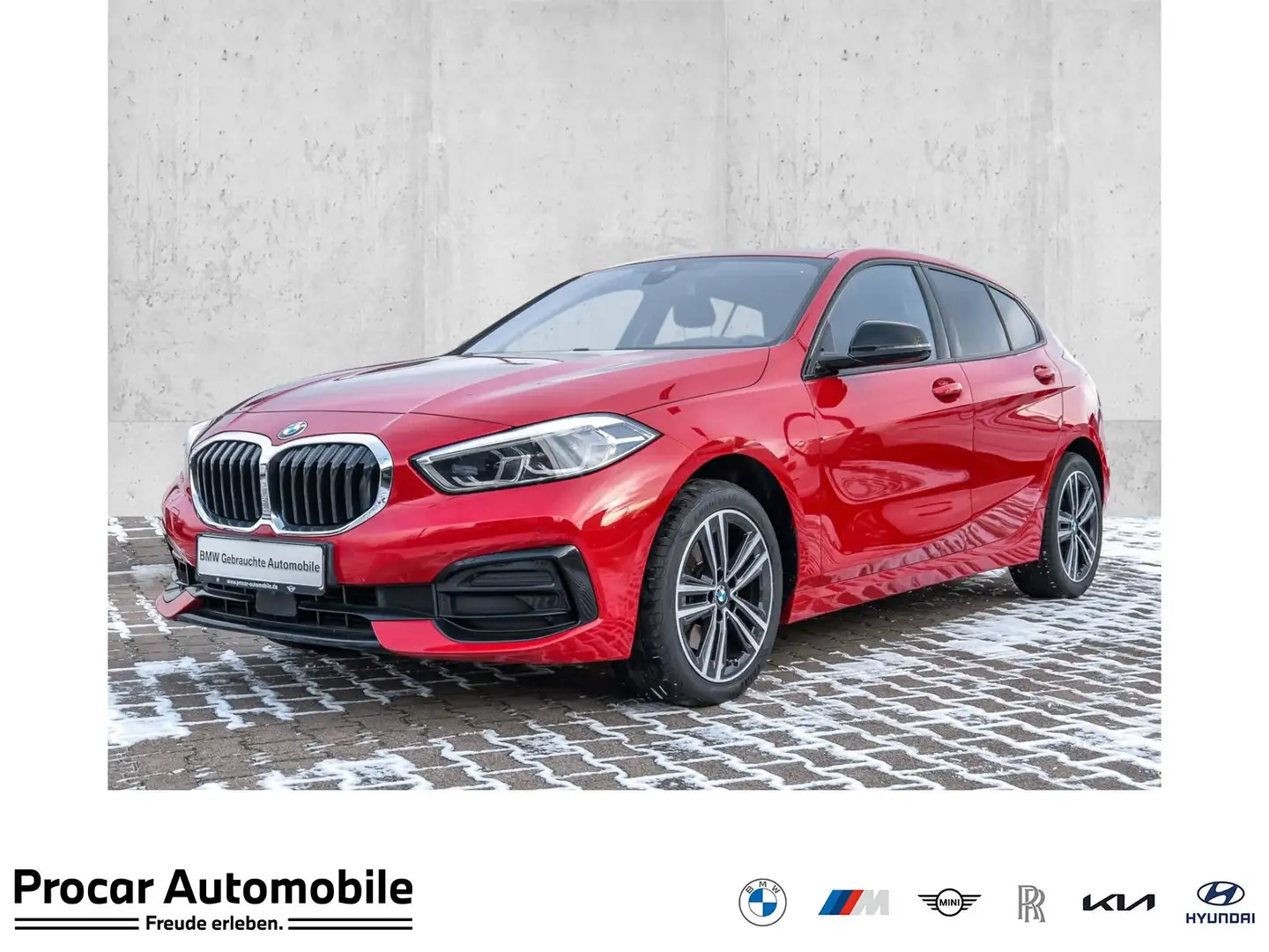 BMW 118 i 5-Türer Sport Line LC Prof. Navi LED PDC DAB Rot - 1