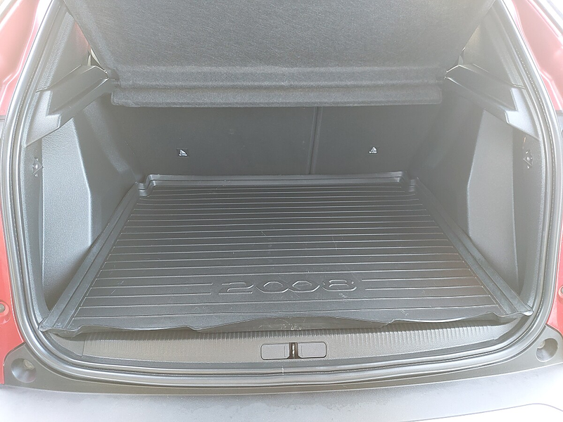 Peugeot e-2008 50kWh GT — photo 8