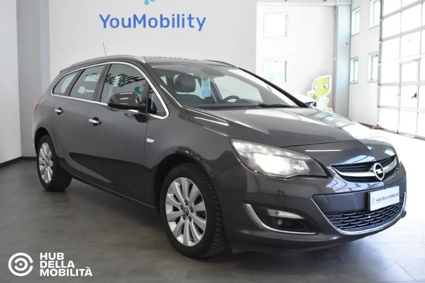 Opel Astra 1.7 CDTI 130CV Sports Tourer Cosmo Grigio - 2