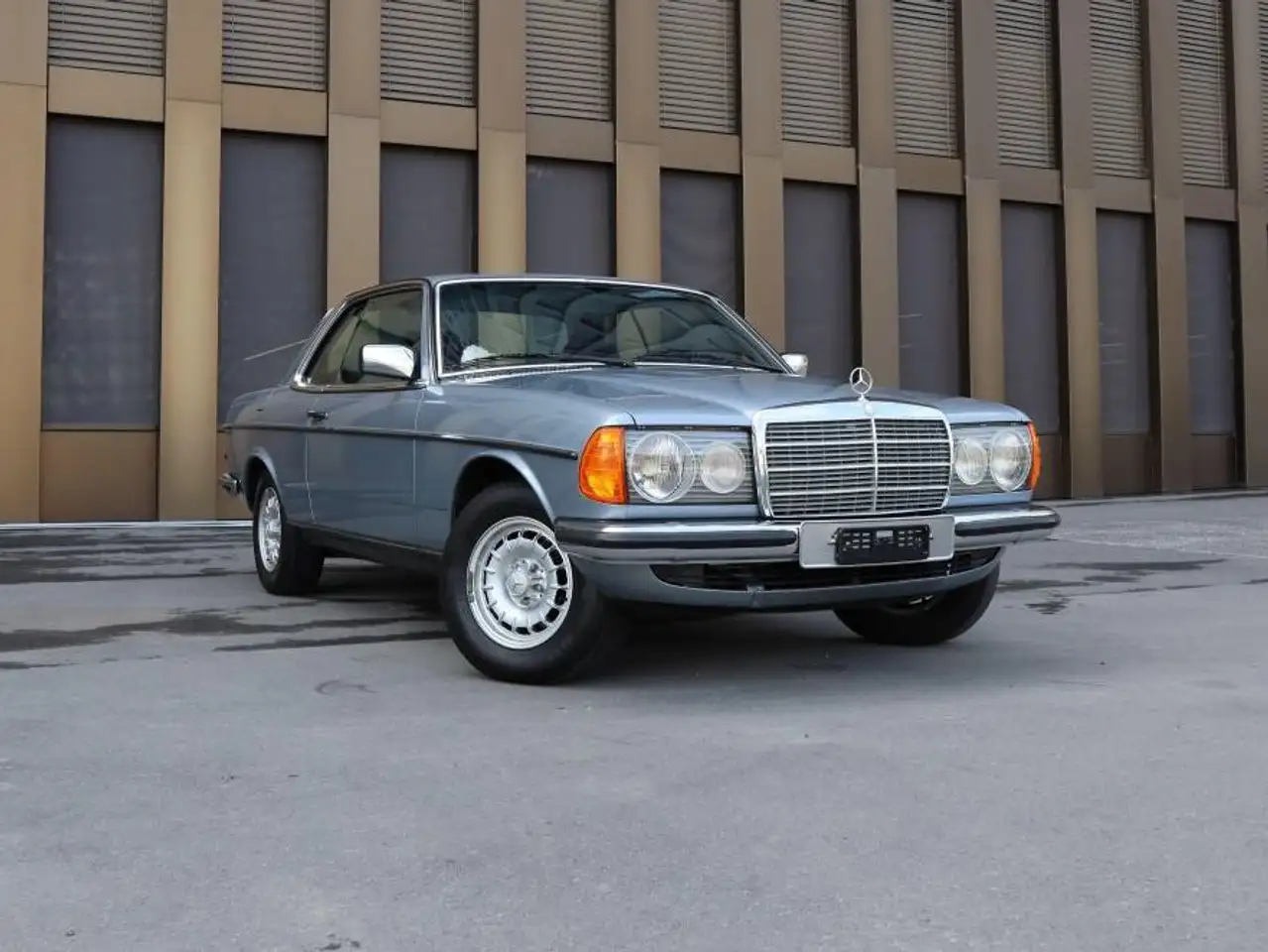 Mercedes-Benz CE 280