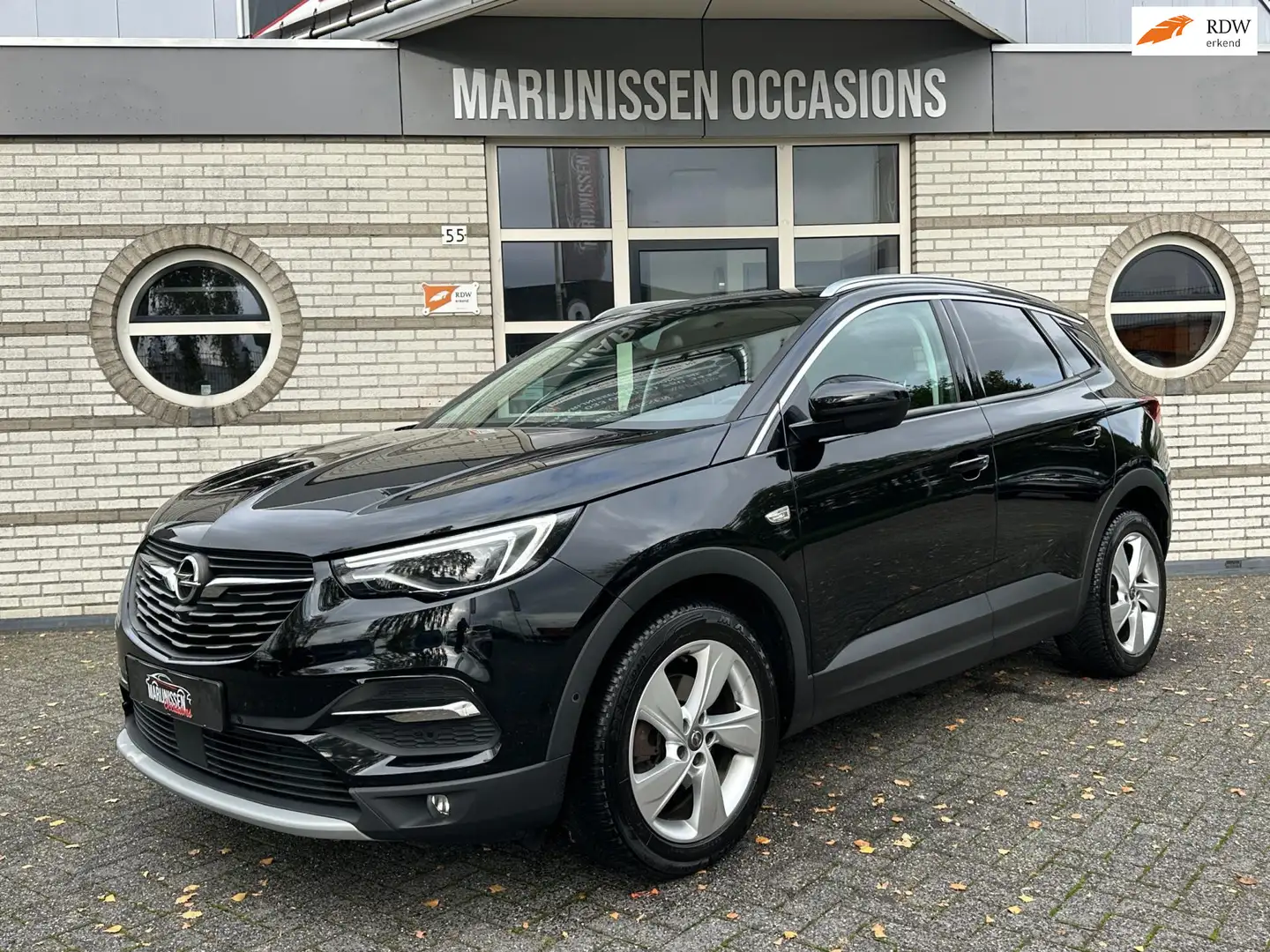 Opel Grandland X 1.2 Turbo Ultimate |Leder,Navi,Stoelvw| Zwart - 1
