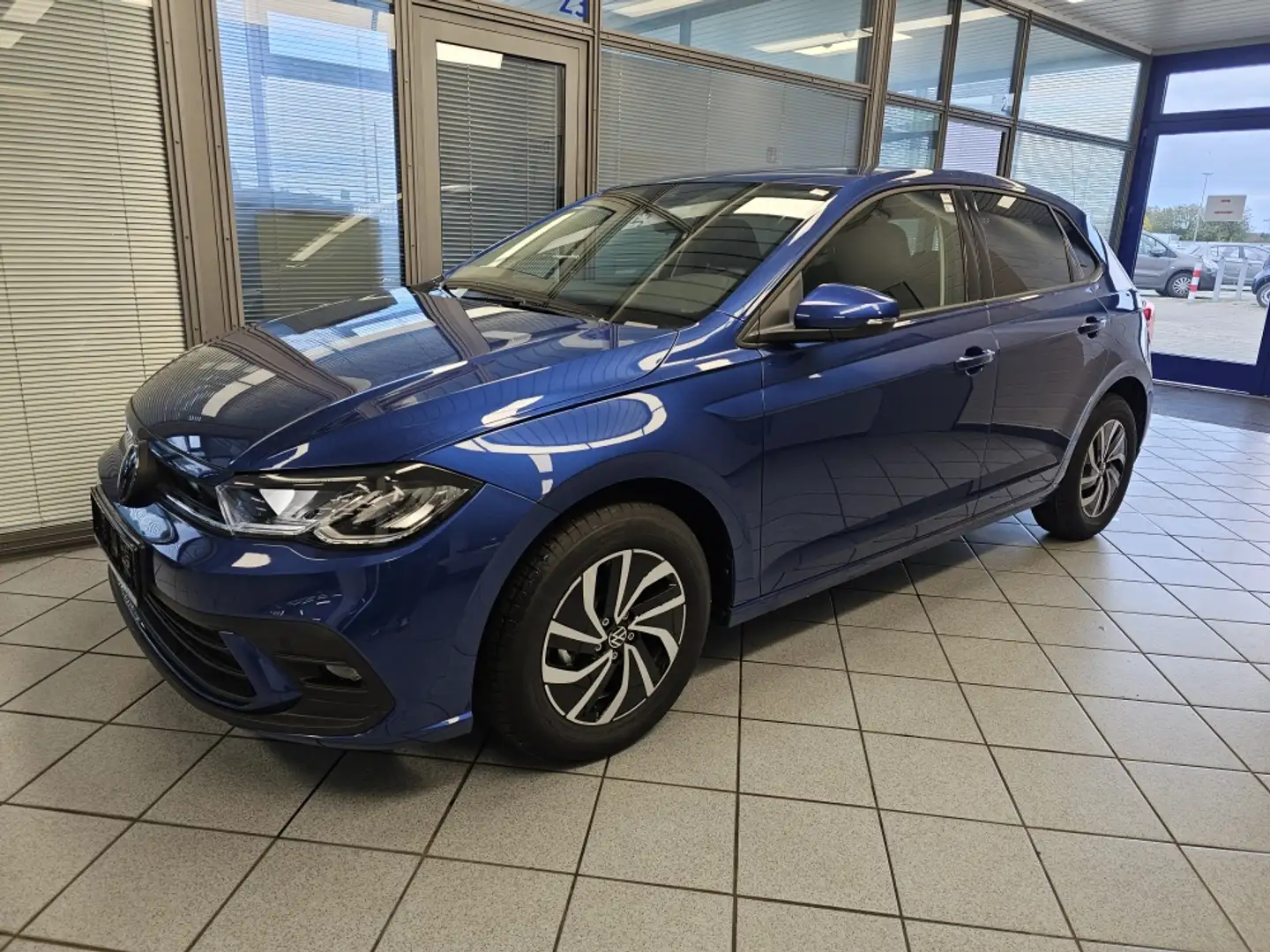 Volkswagen Polo Life Kamera,Klima,App-Connect,Alu,Sitzhzg. Albastru - 2